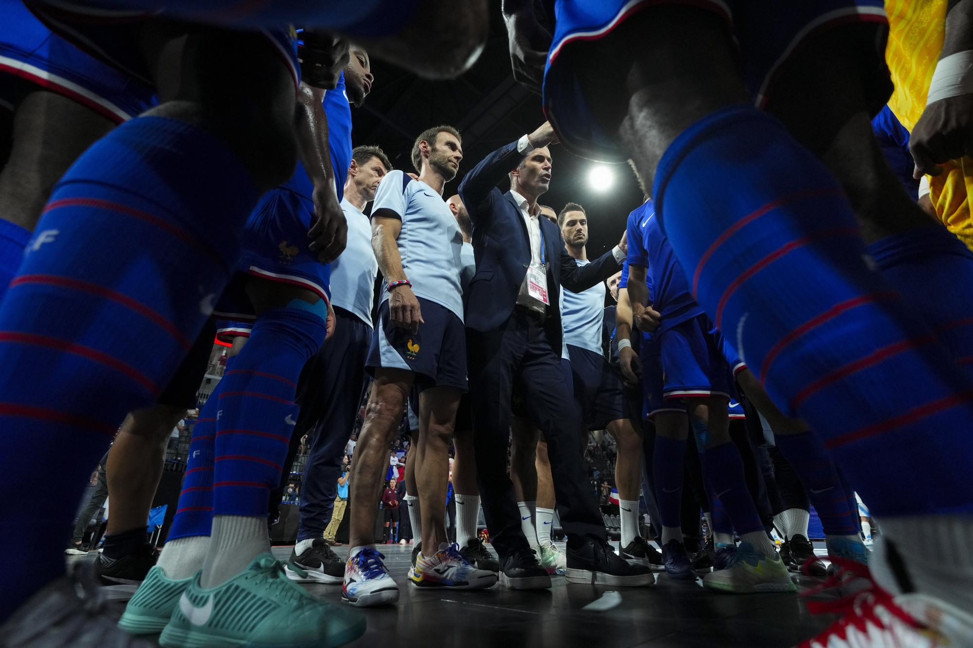 Futsal : L'entraîneur des Bleus pique une gueulante lors du très controversé France-Iran