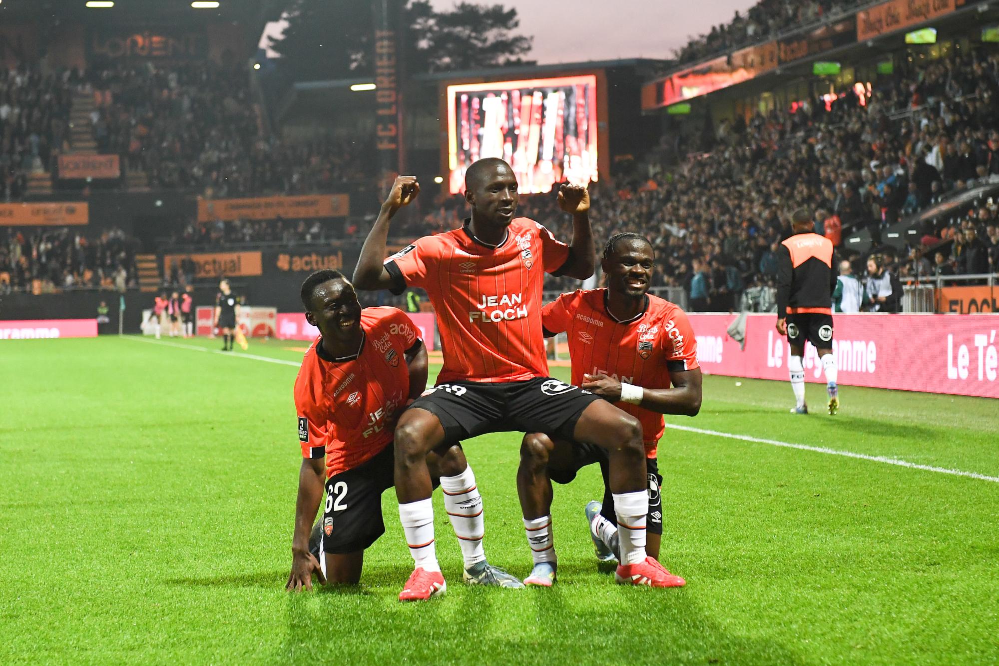 En direct : suivez le multiplex de la 34e journée de Ligue 2