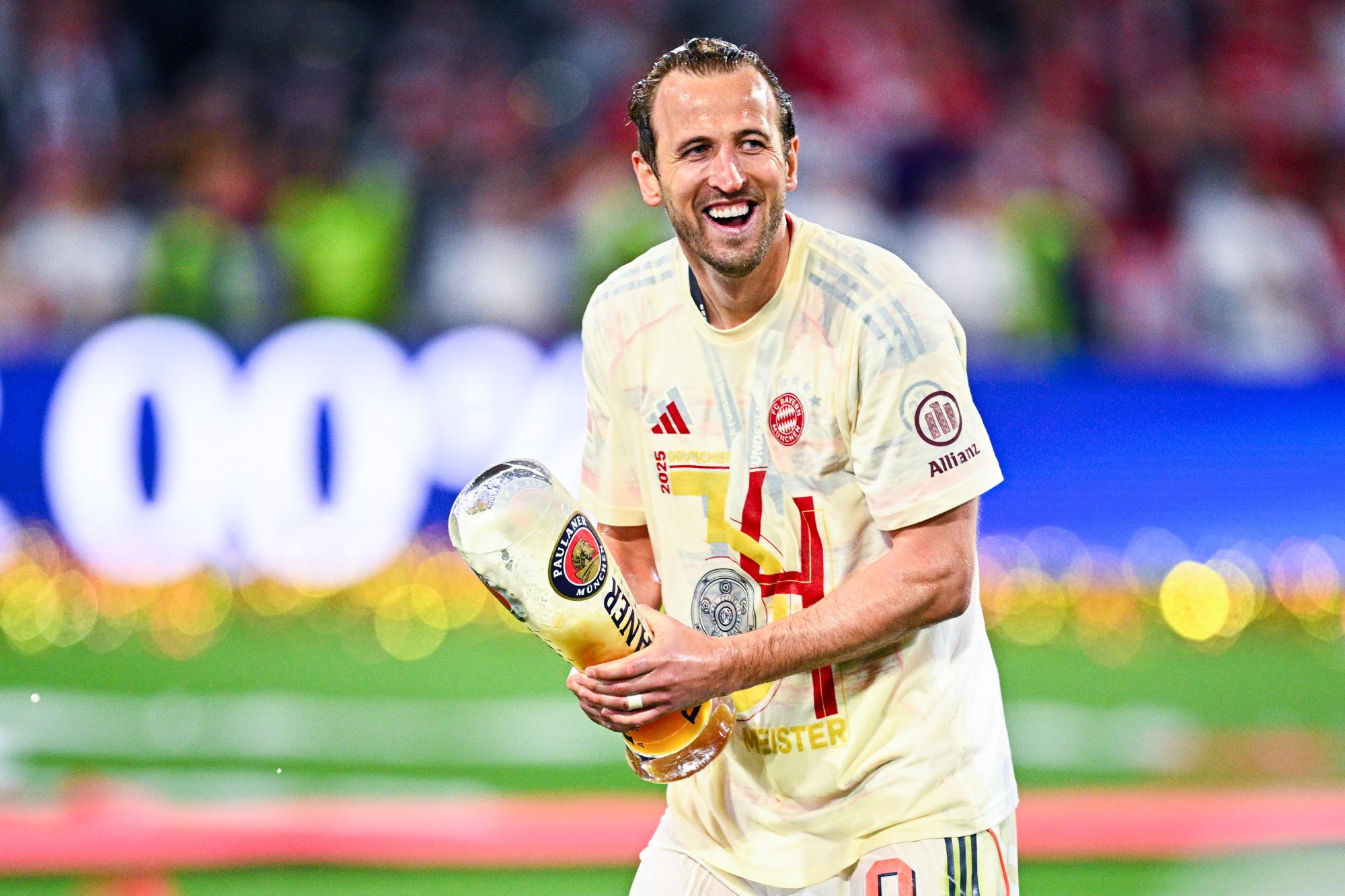 Harry Kane se dit libéré d'un poids après avoir remporté son premier trophée avec le Bayern Munich