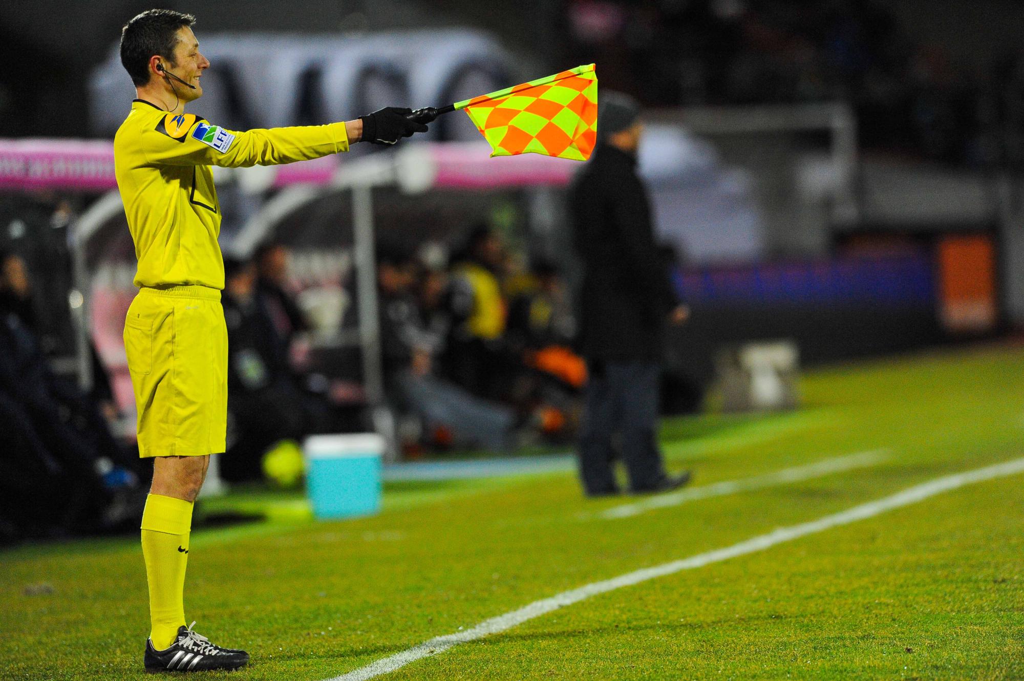 Le Canada va tester la loi Wenger sur le hors-jeu