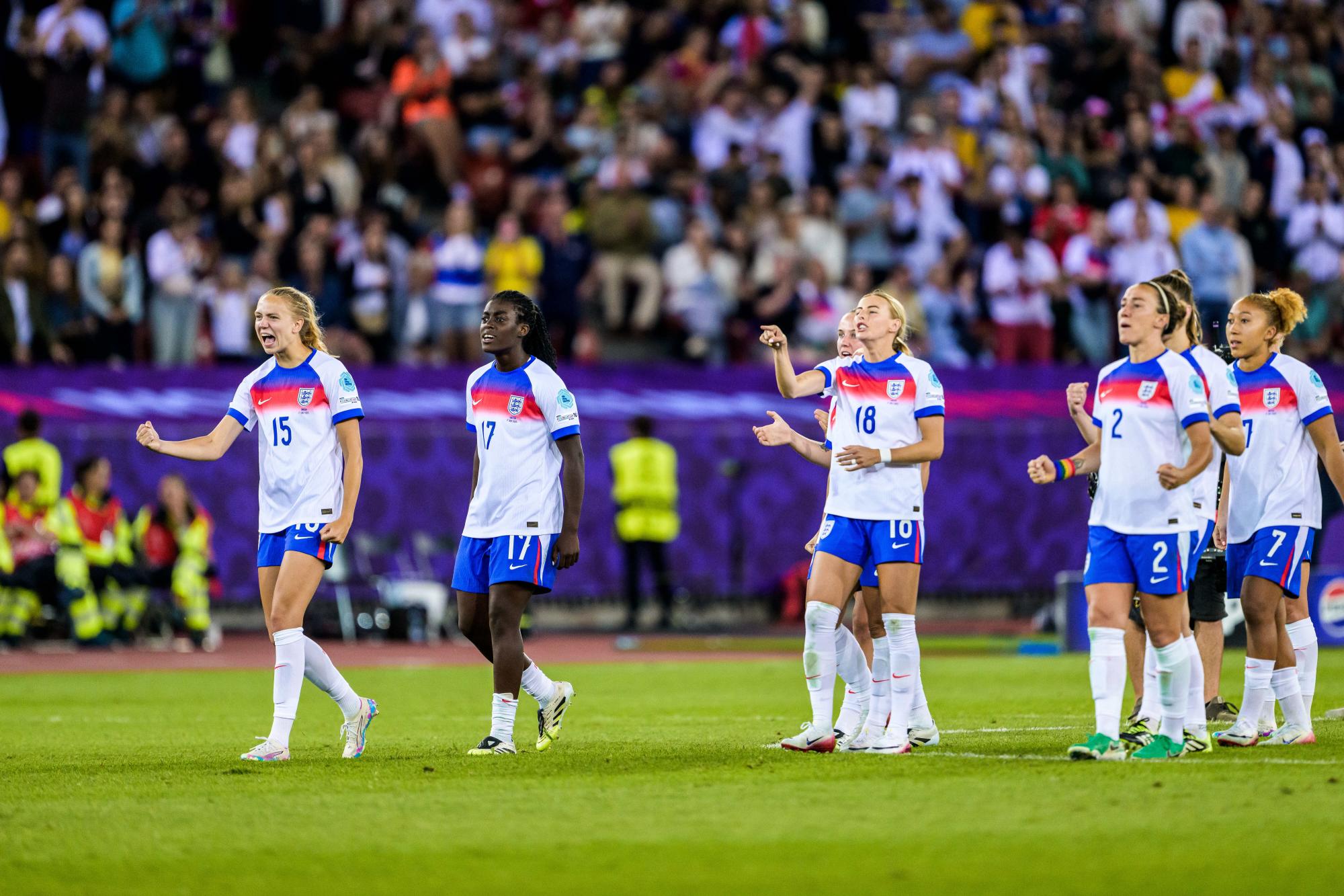 L'Angleterre arrache les demies au bout de la nuit !