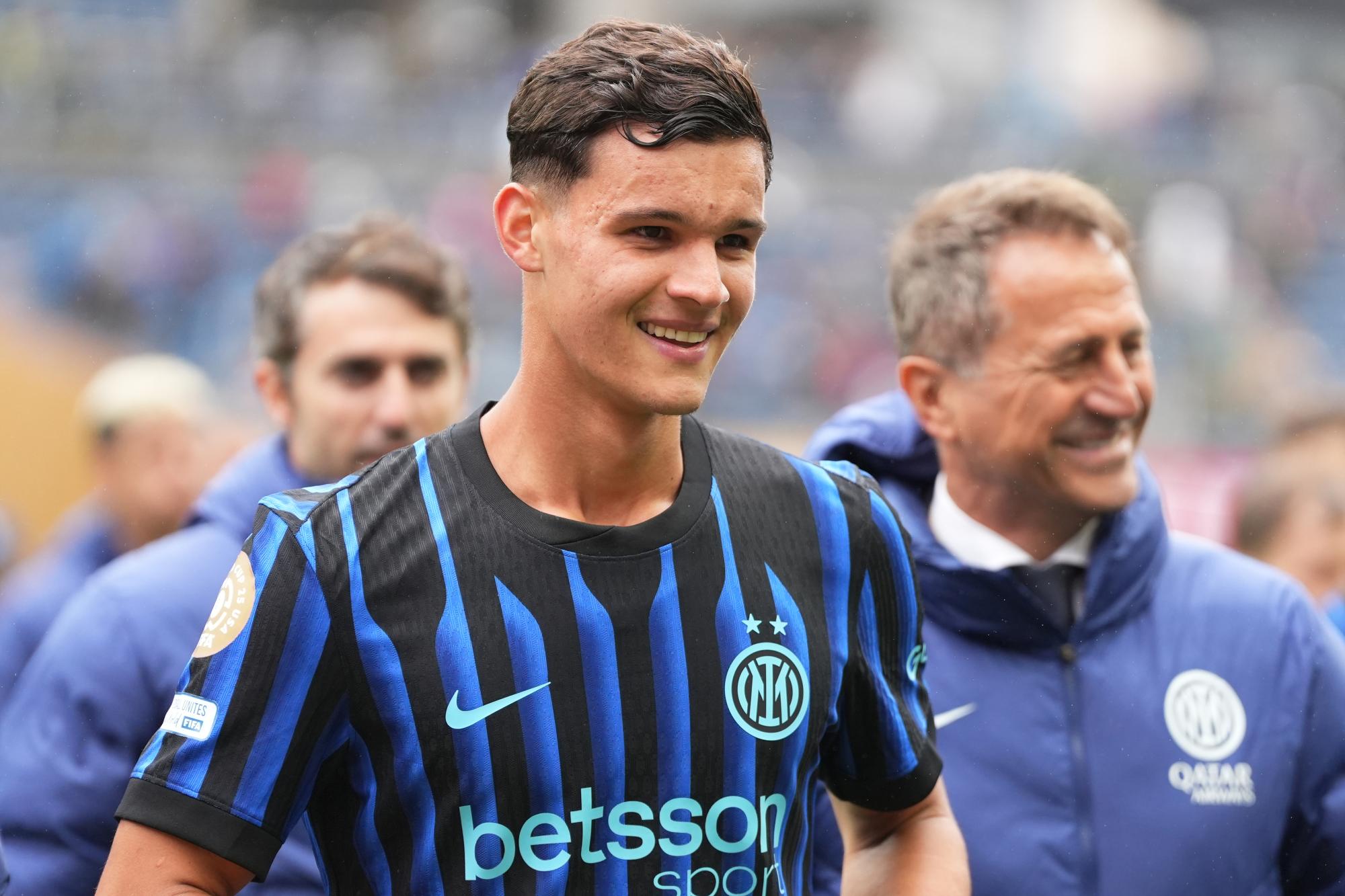 Mercato : Plus il joue, plus l'Inter paie : l'étonnant prêt de Valentín Carboni au Genoa