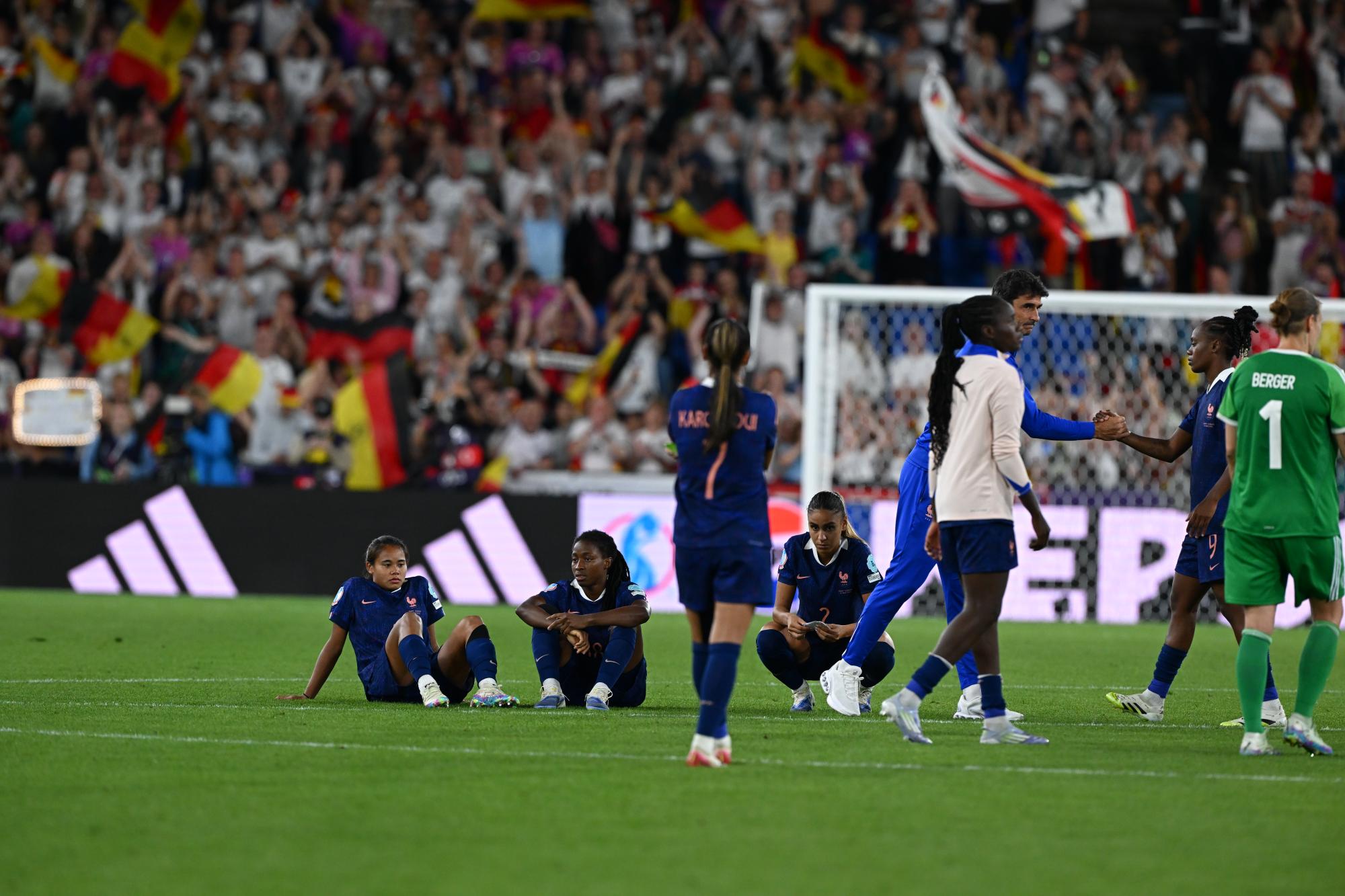 Euro F 2025 : Dans les maux des Bleues, après la défaite de la France contre l'Allemagne