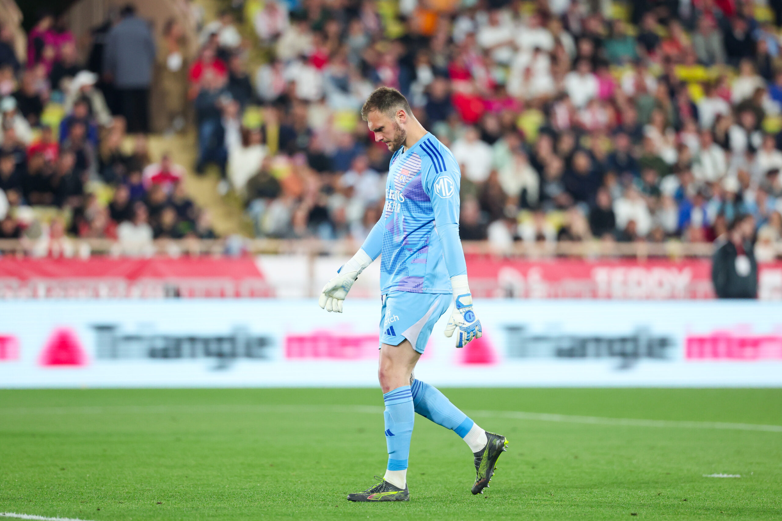 Mercato : peu d'arrivées, départs flous, mais où va l'OL ?