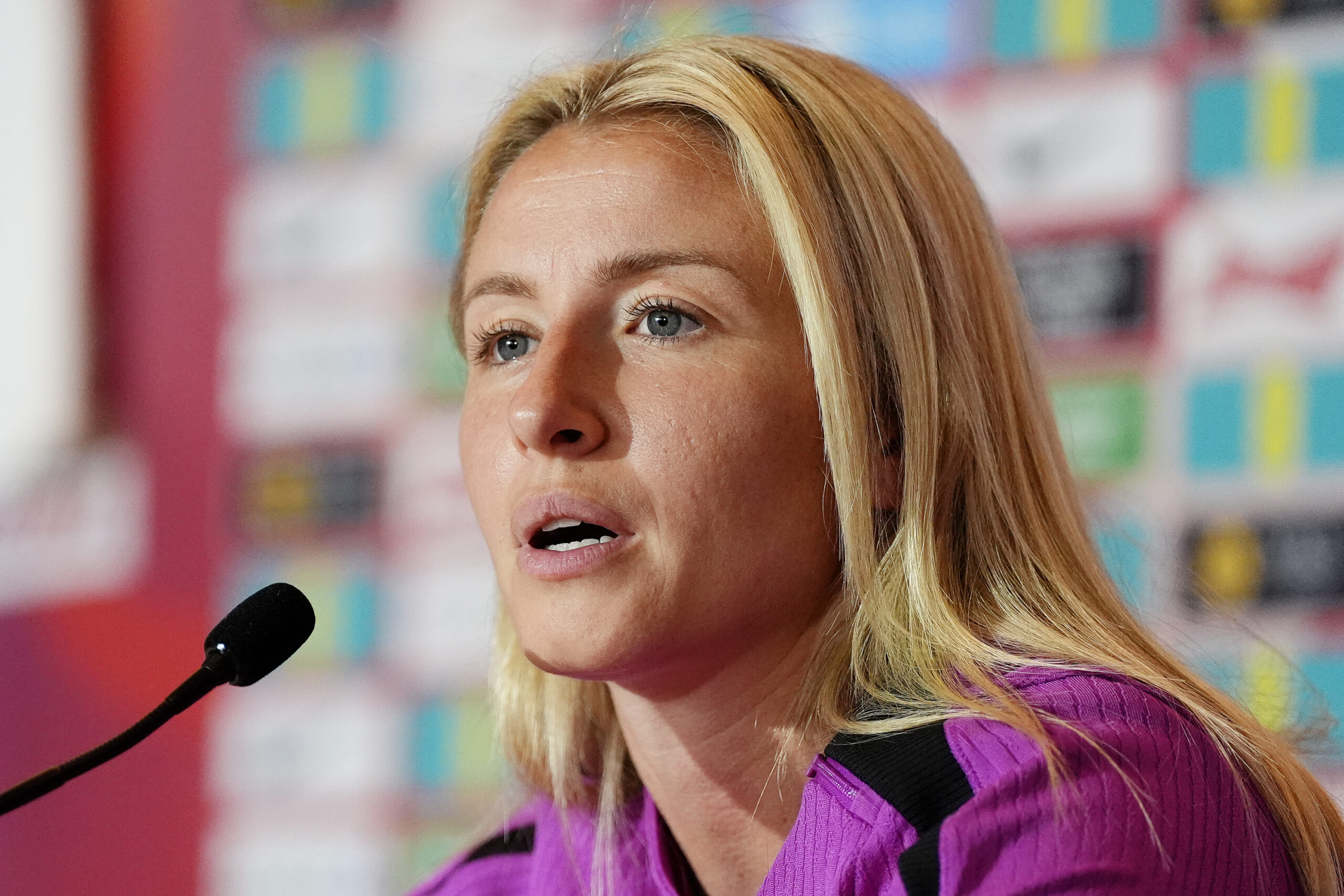Leah Williamson avant la finale de l'Euro 2025 entre l'Angleterre et l'Espagne : «//Nous n'avons absolument pas peur de perdre »