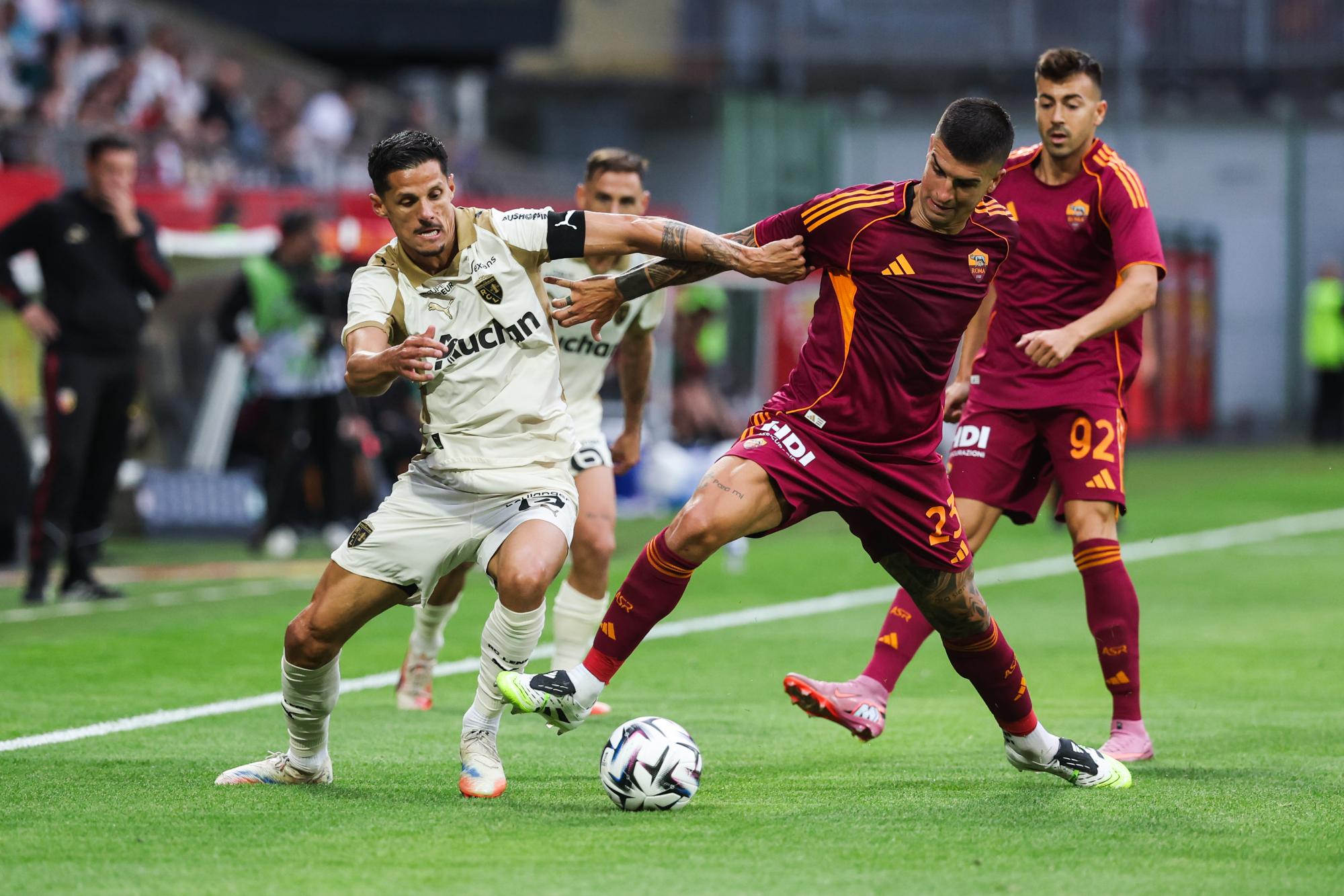 Amical : Lens perd contre la Roma, Toulouse s'incline face à Stuttgart et Rennes évite la défaite devant la Real Sociedad