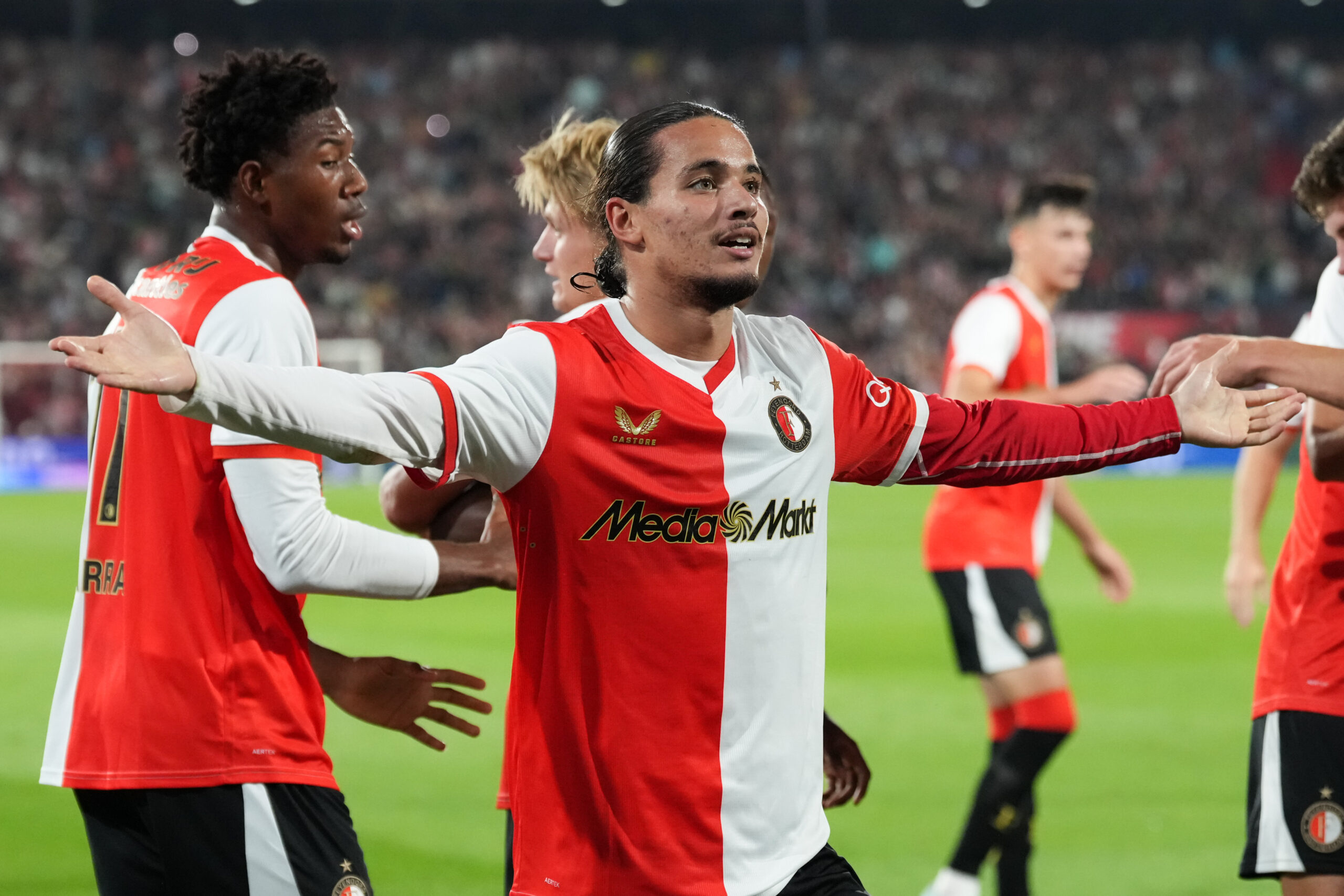 Le Feyenoord Rotterdam prend les devants en fin de match contre Fenerbahçe en 3e tour préliminaire aller de Ligue des champions