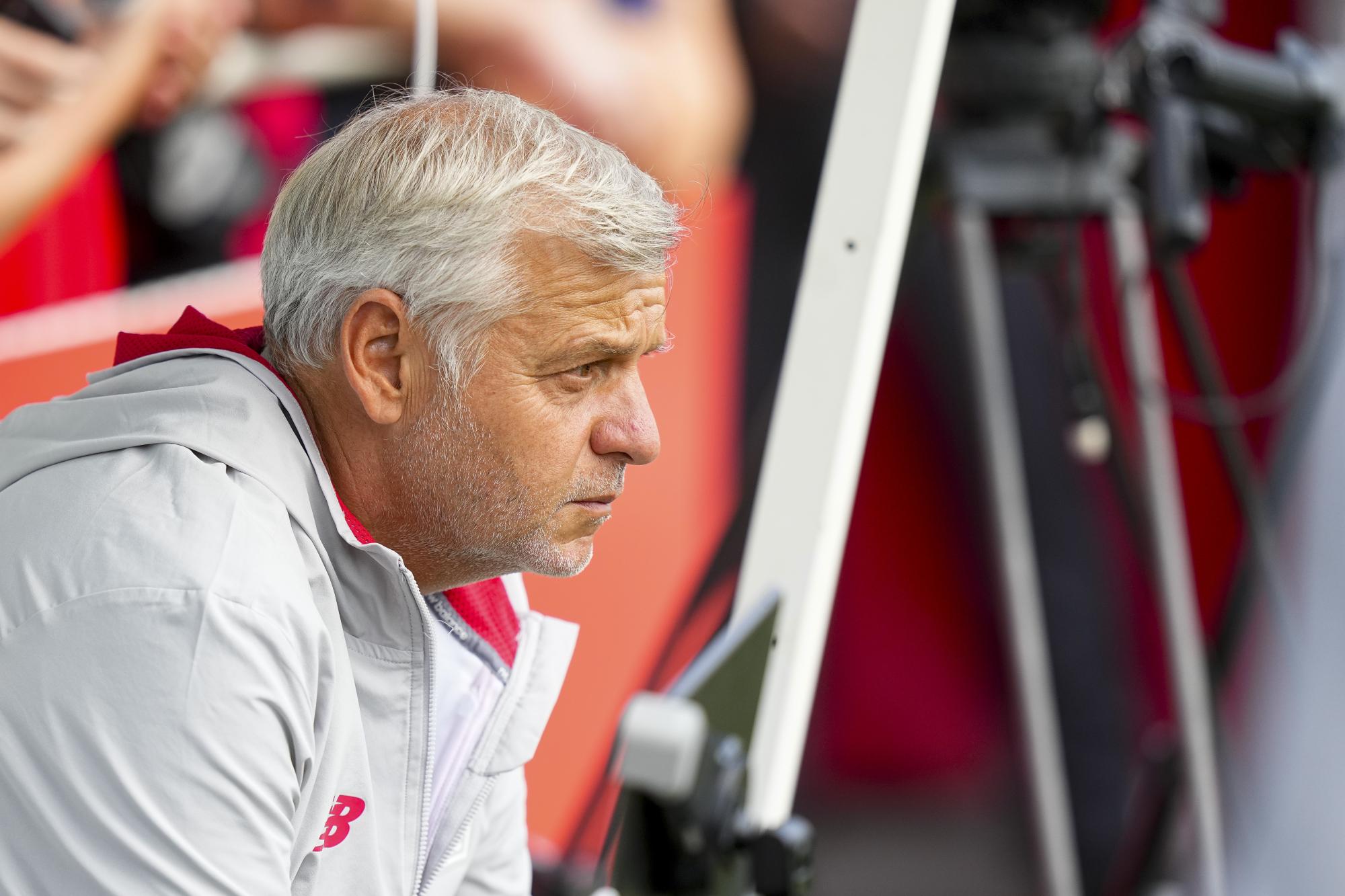Mercato : Bruno Genesio inquiété par le départ de Lucas Chevalier, mais pas seulement