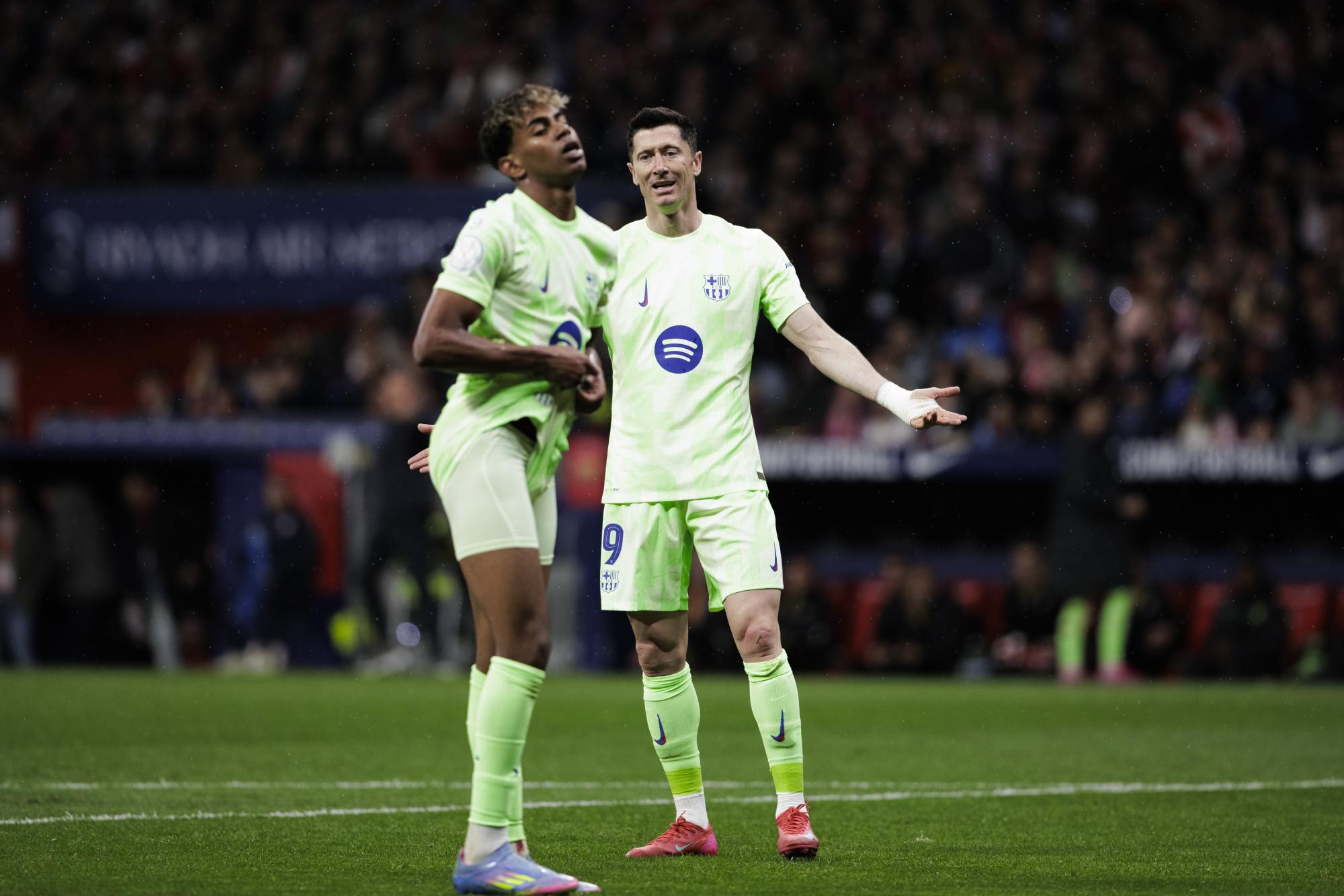 Yamal et Lewandowski écopent chacun de 5 000 euros d'amende par l'UEFA