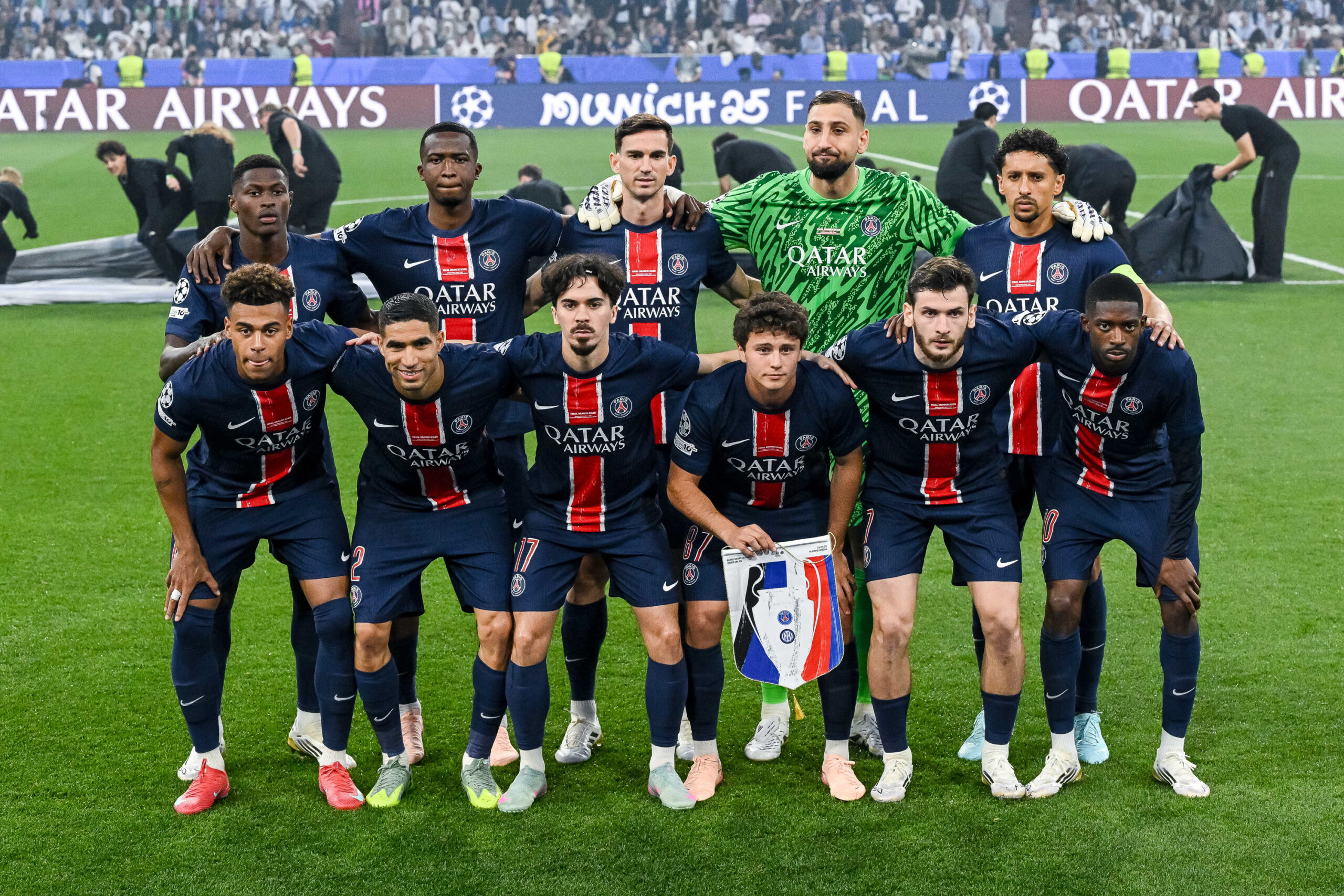 Sondage : selon vous, le Ballon d'or peut encore échapper au Paris Saint-Germain, malgré neuf joueurs dans les trente nominés