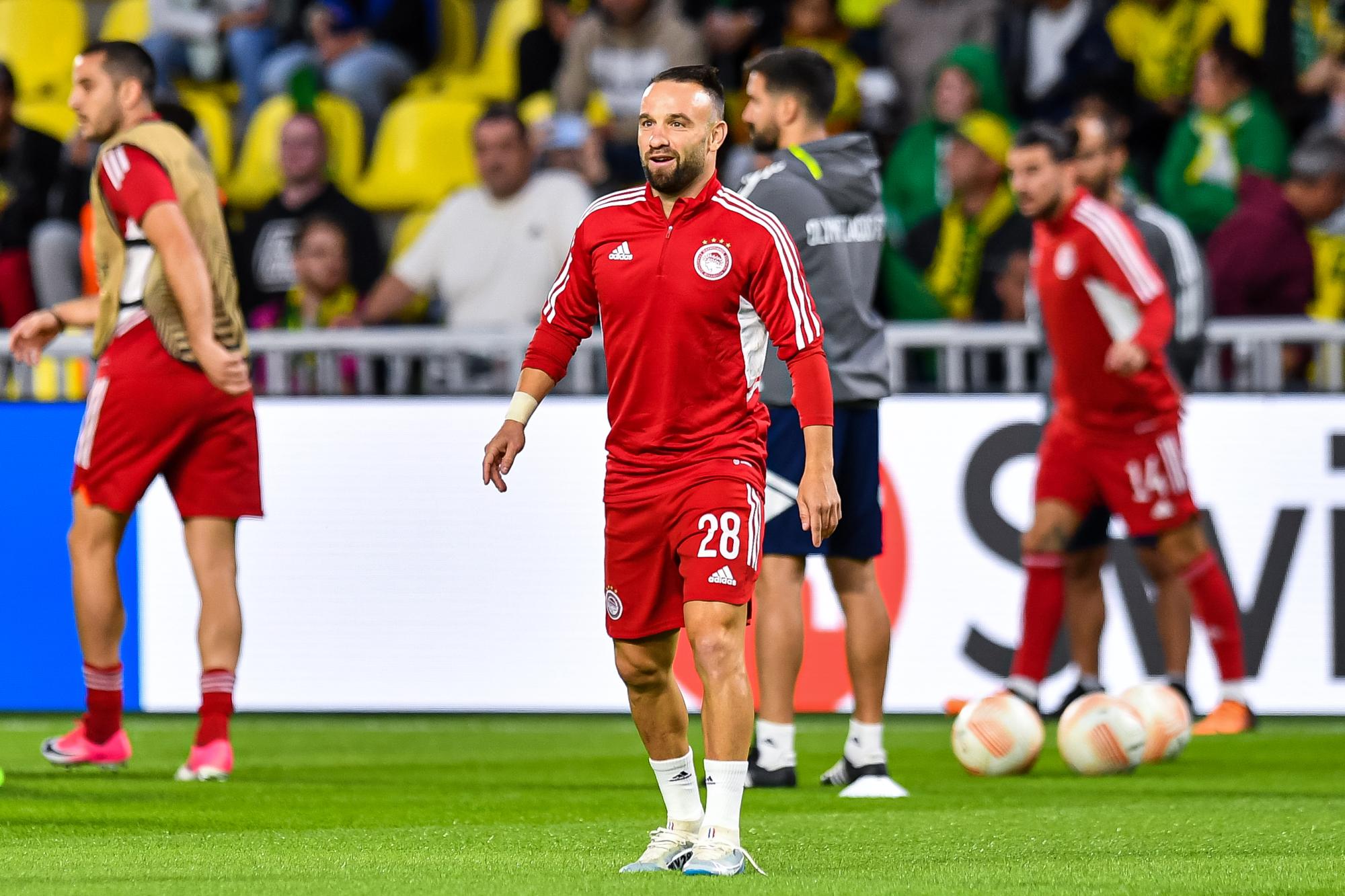 À 40 piges, Mathieu Valbuena s'offre un dernier défi avec la réserve de l'Olympiakos