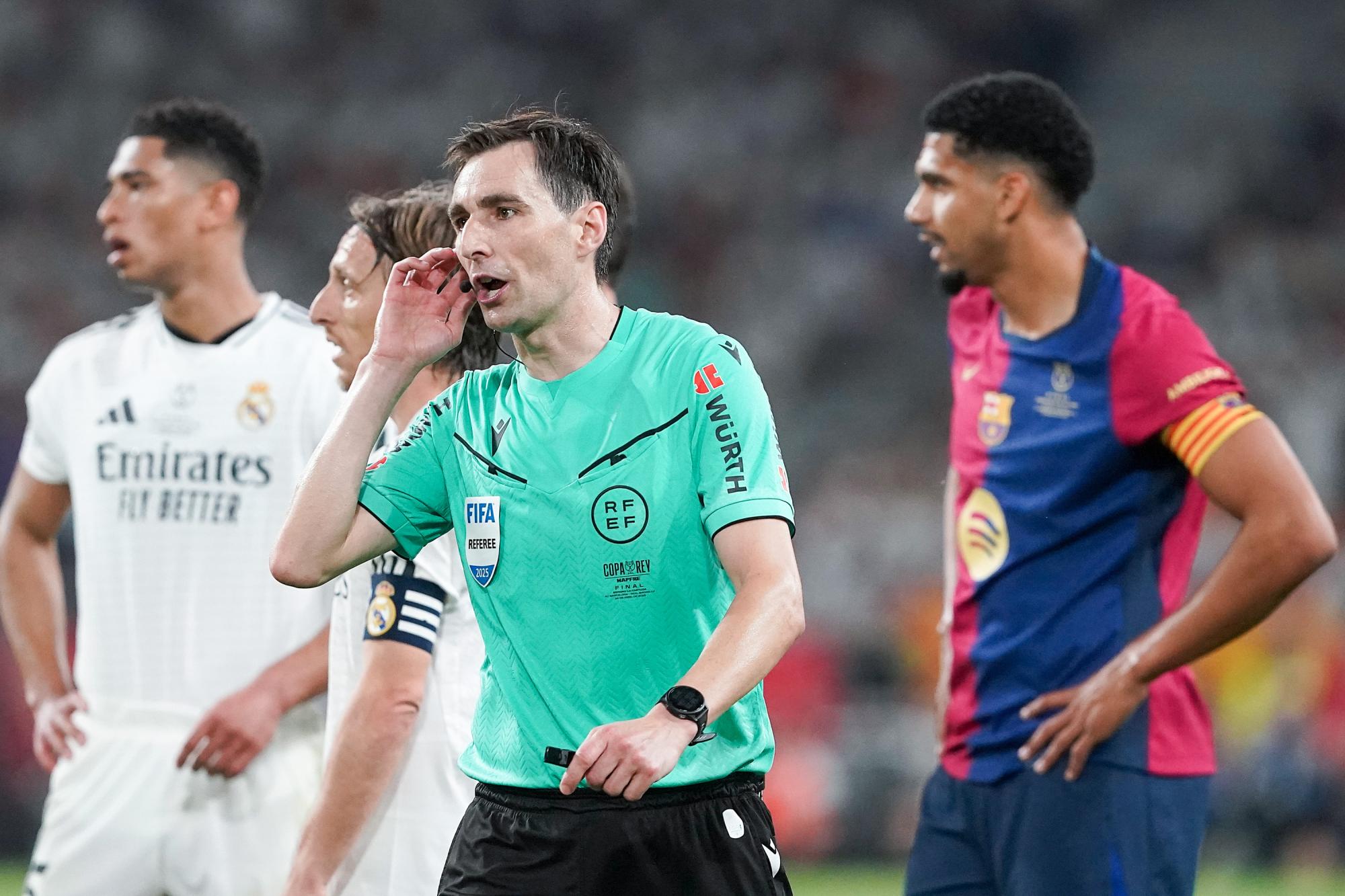 La fédération espagnole protège un peu plus ses arbitres face aux vitupérations du Real Madrid
