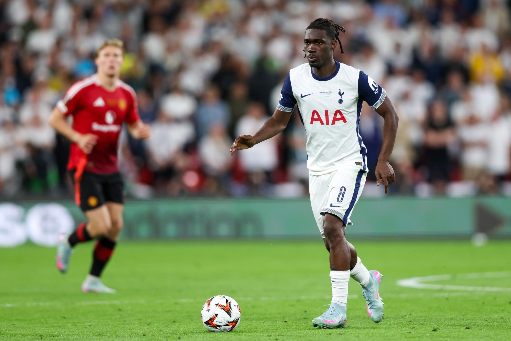 Supercoupe d'Europe : Tottenham sans Yves Bissouma pour affronter le PSG