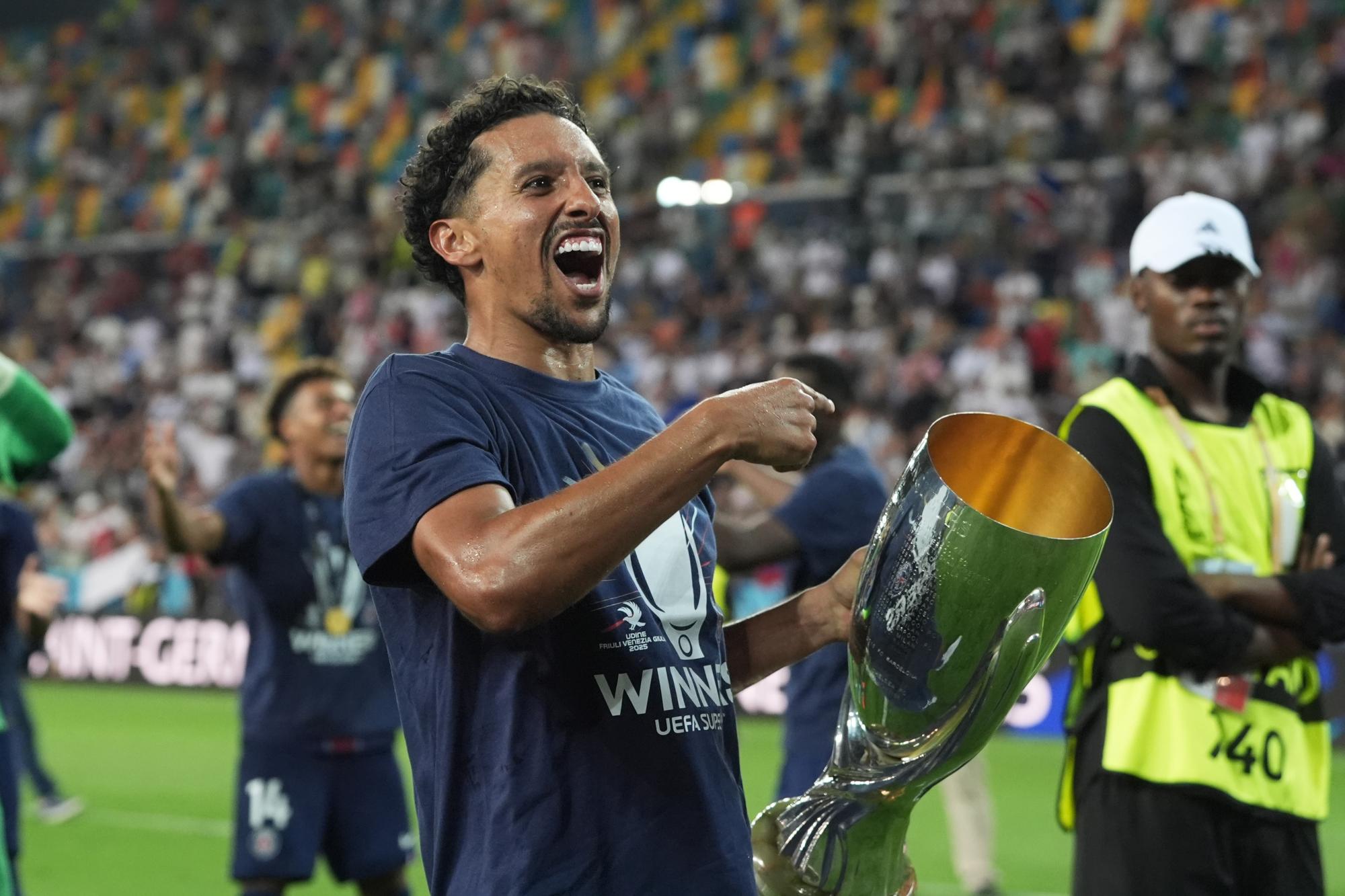 Les deux beaux gestes de Marquinhos après le succès en Supercoupe d'Europe
