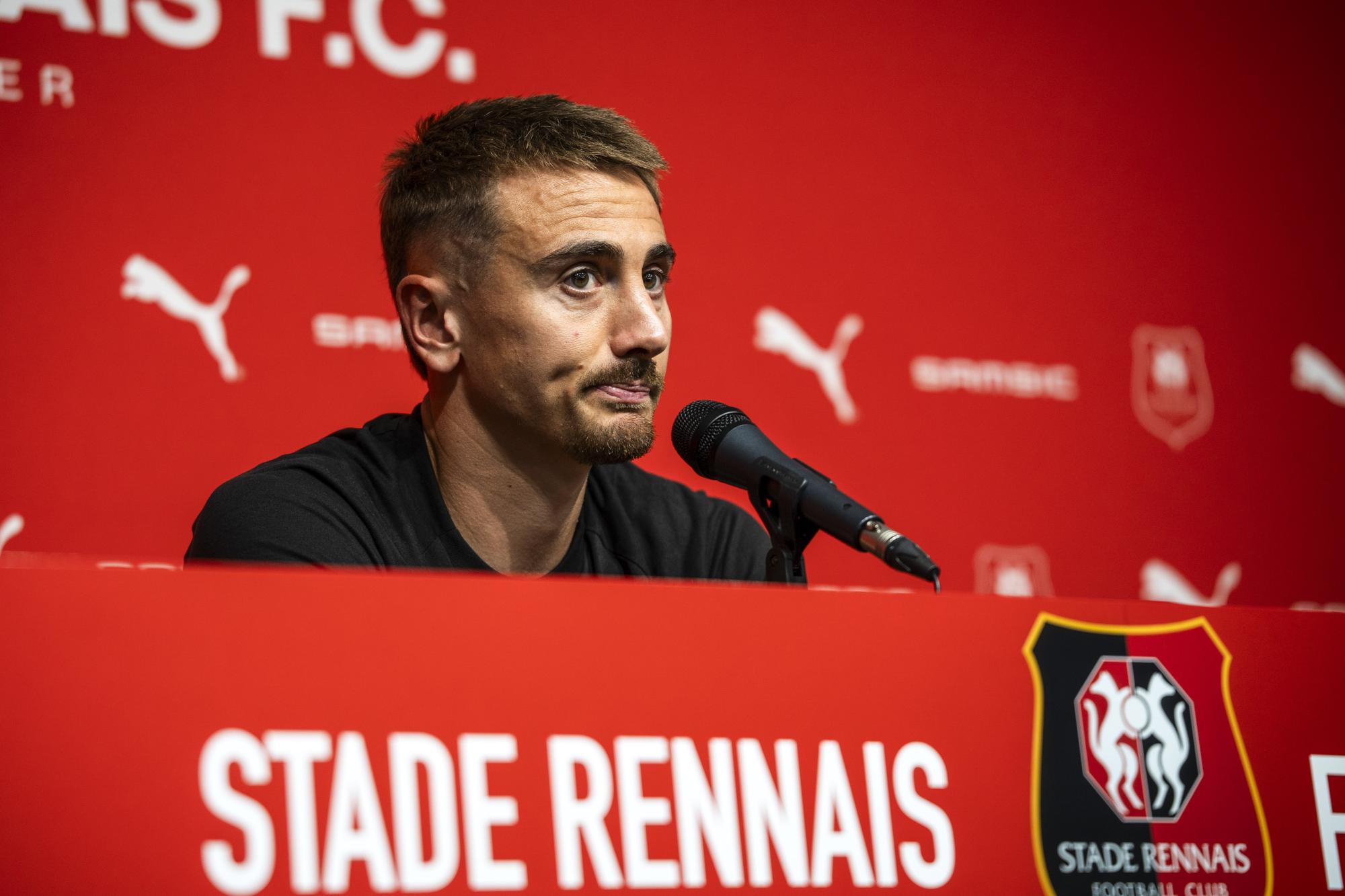 Rennes-OM : Valentin Rongier capitaine et accueilli par une banderole hostile au Roazhon Park pour sa première