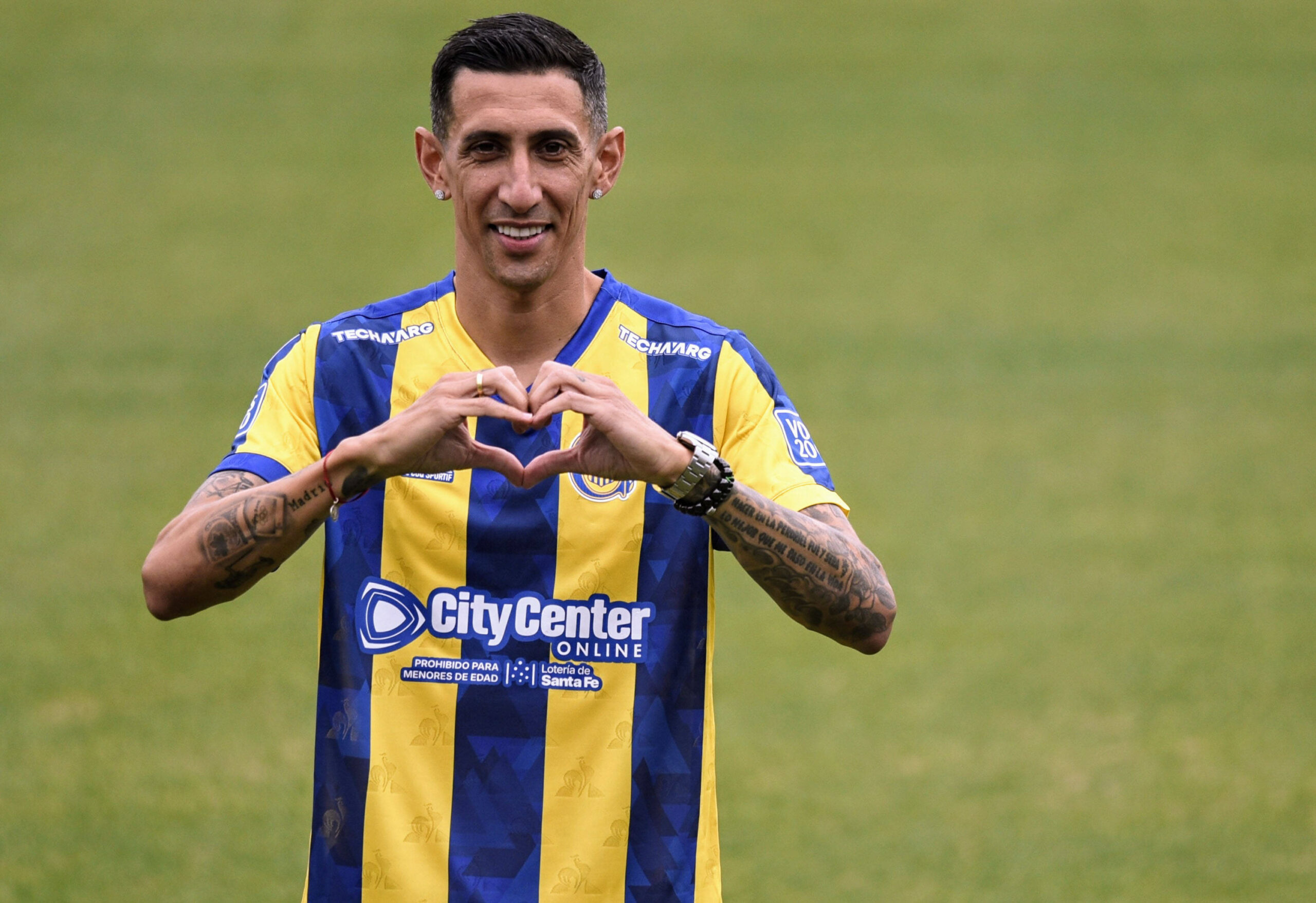 Ángel Di María : « Ils connaissent même ma plaque d'immatriculation ! Ça donne une idée de la folie, de la maladie des supporters ici./»