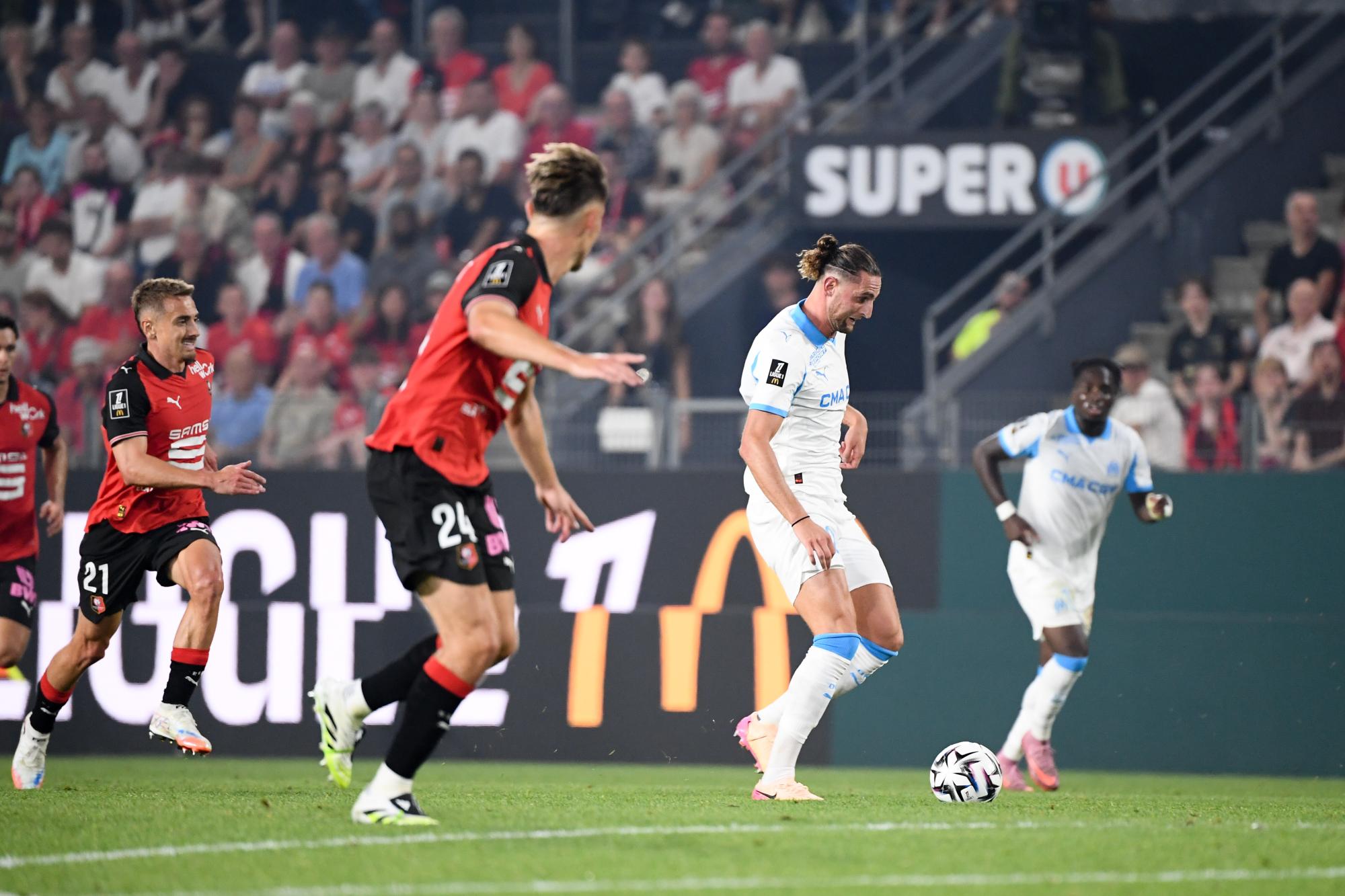 Ligue 1 : Des coups échangés entre Rowe et Rabiot ?