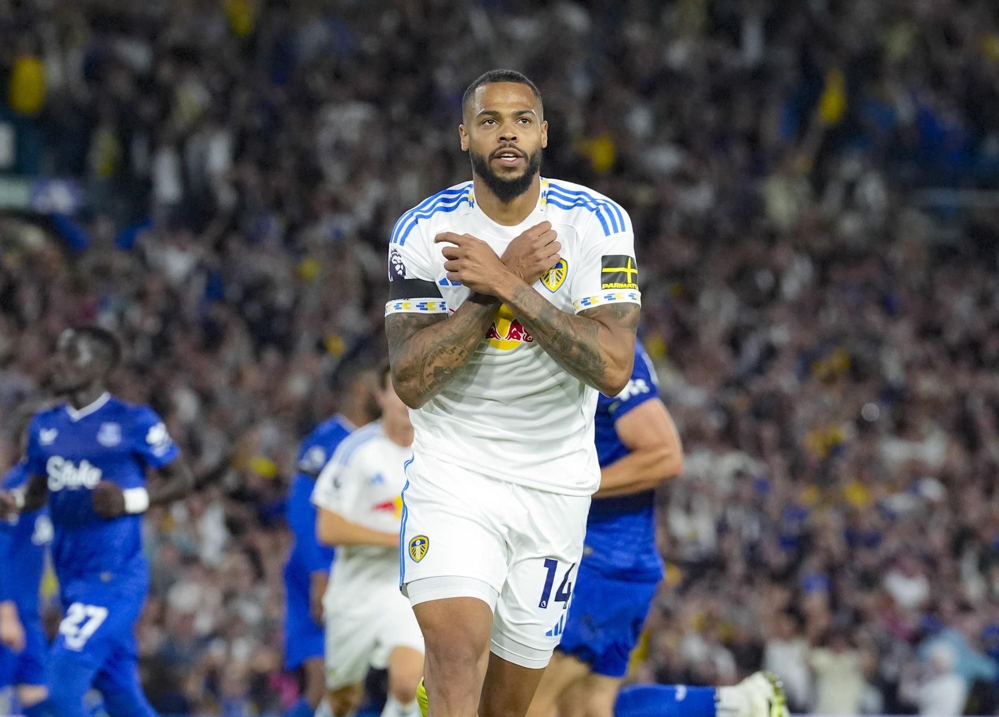 Leeds signe son retour en Premier League par un succès face à Everton