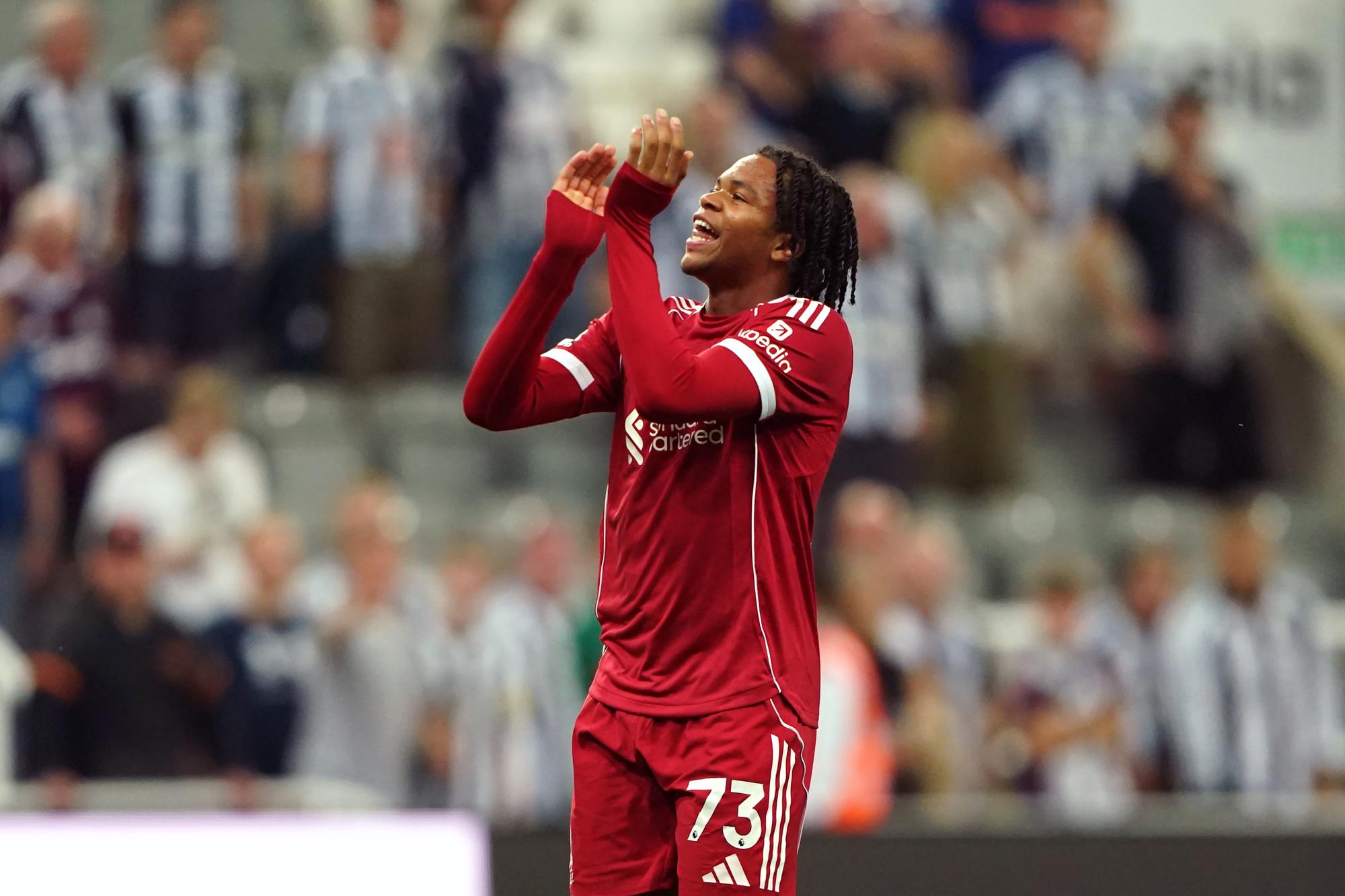 Avec son but contre Newcastle, Rio Ngumoha devient le plus jeune buteur de l'histoire de Liverpool