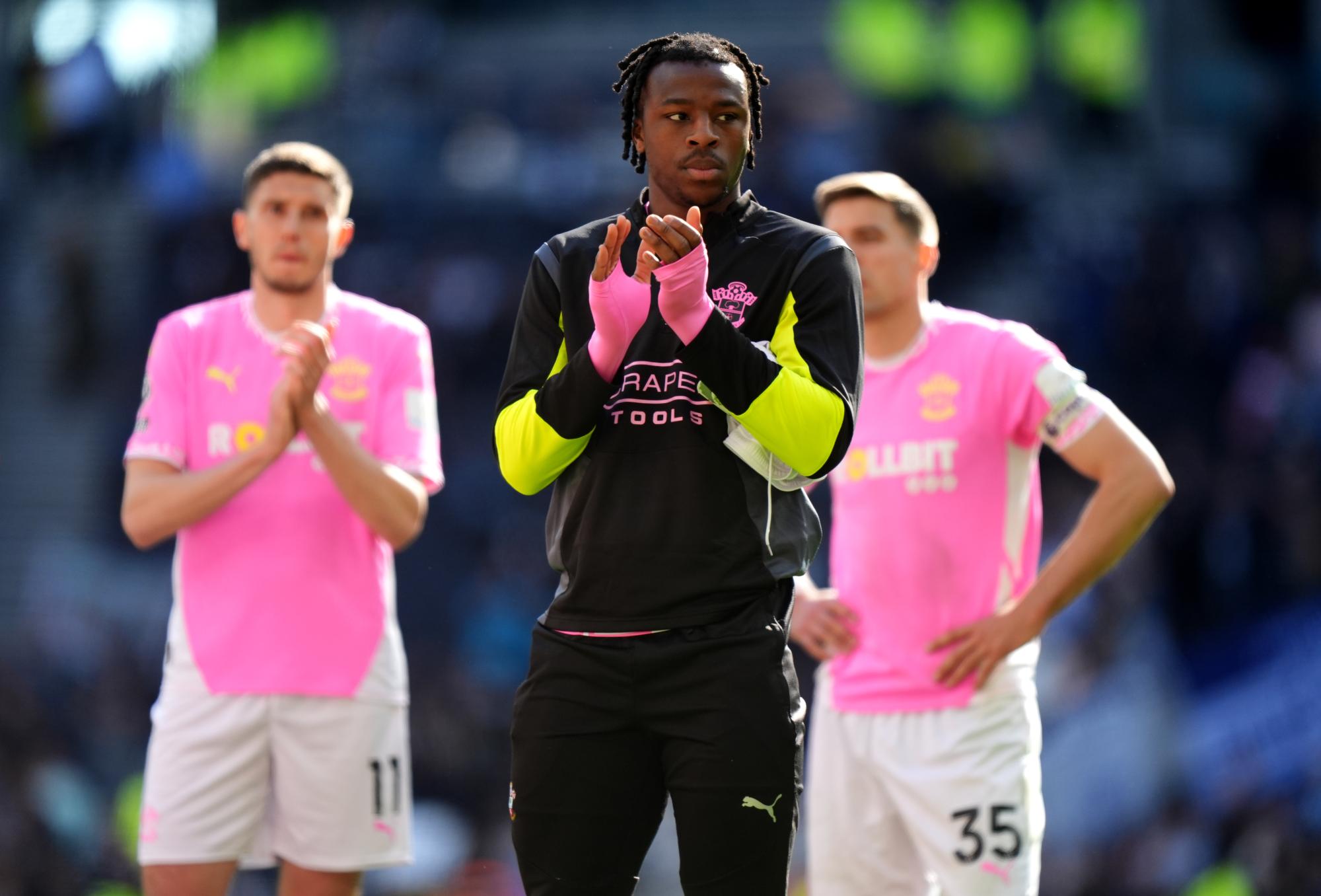 Un joueur de Southampton va signer au Hellas Vérone alors qu'il devait passer sa visite médicale à... Nantes