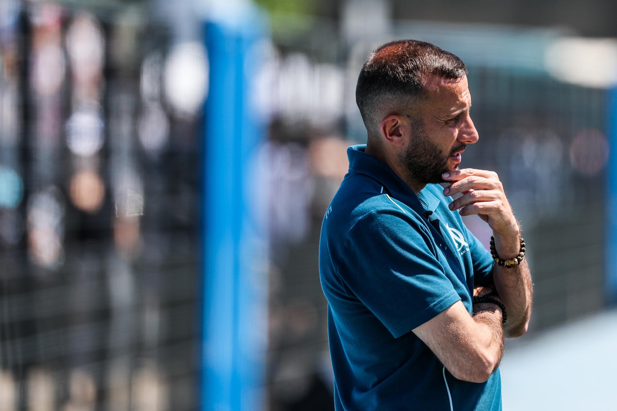 L'entraîneur des féminines de l'OM mis à pied