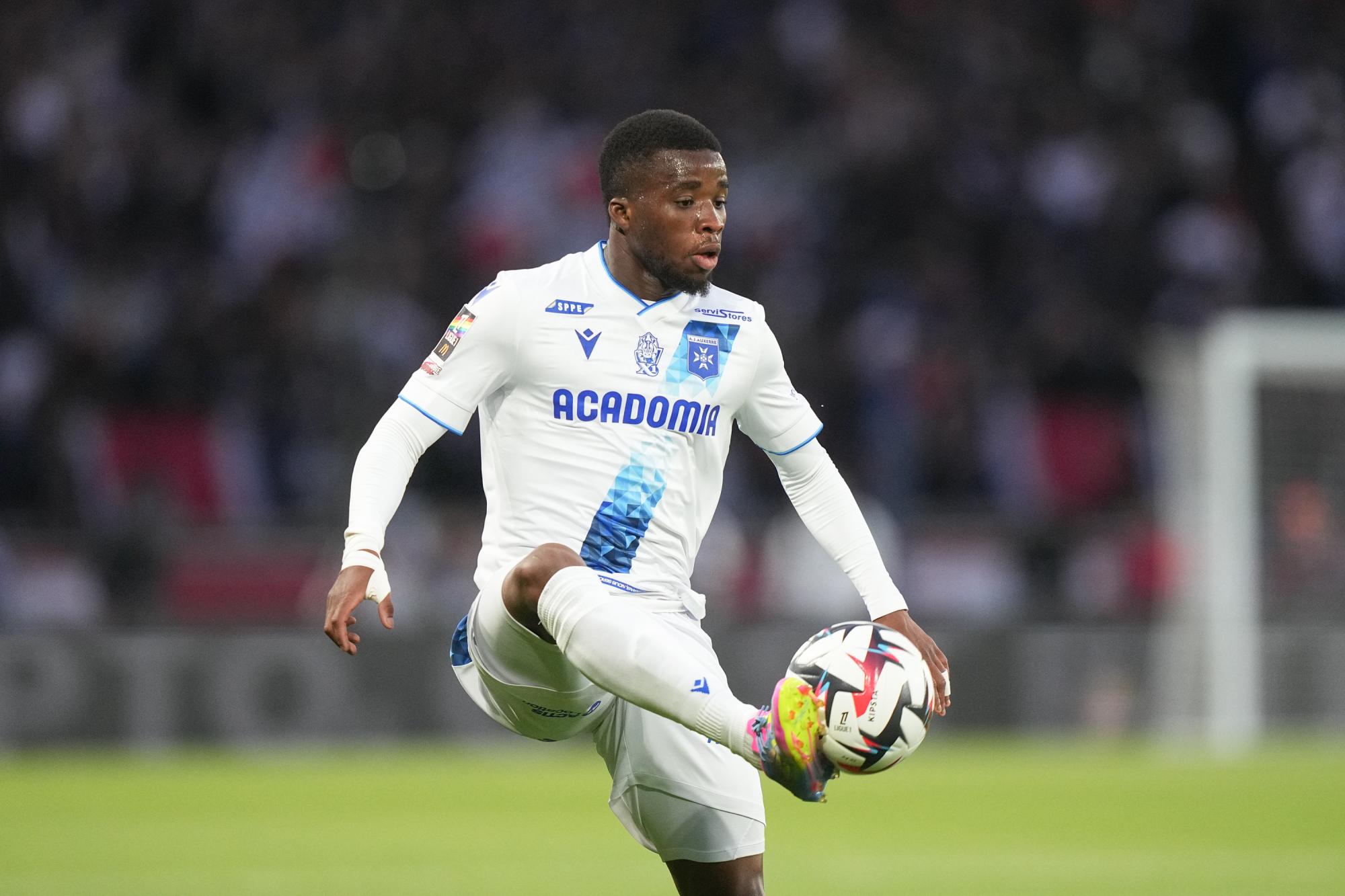 Hamed Junior Traoré pose ses valises à l'Olympique de Marseille