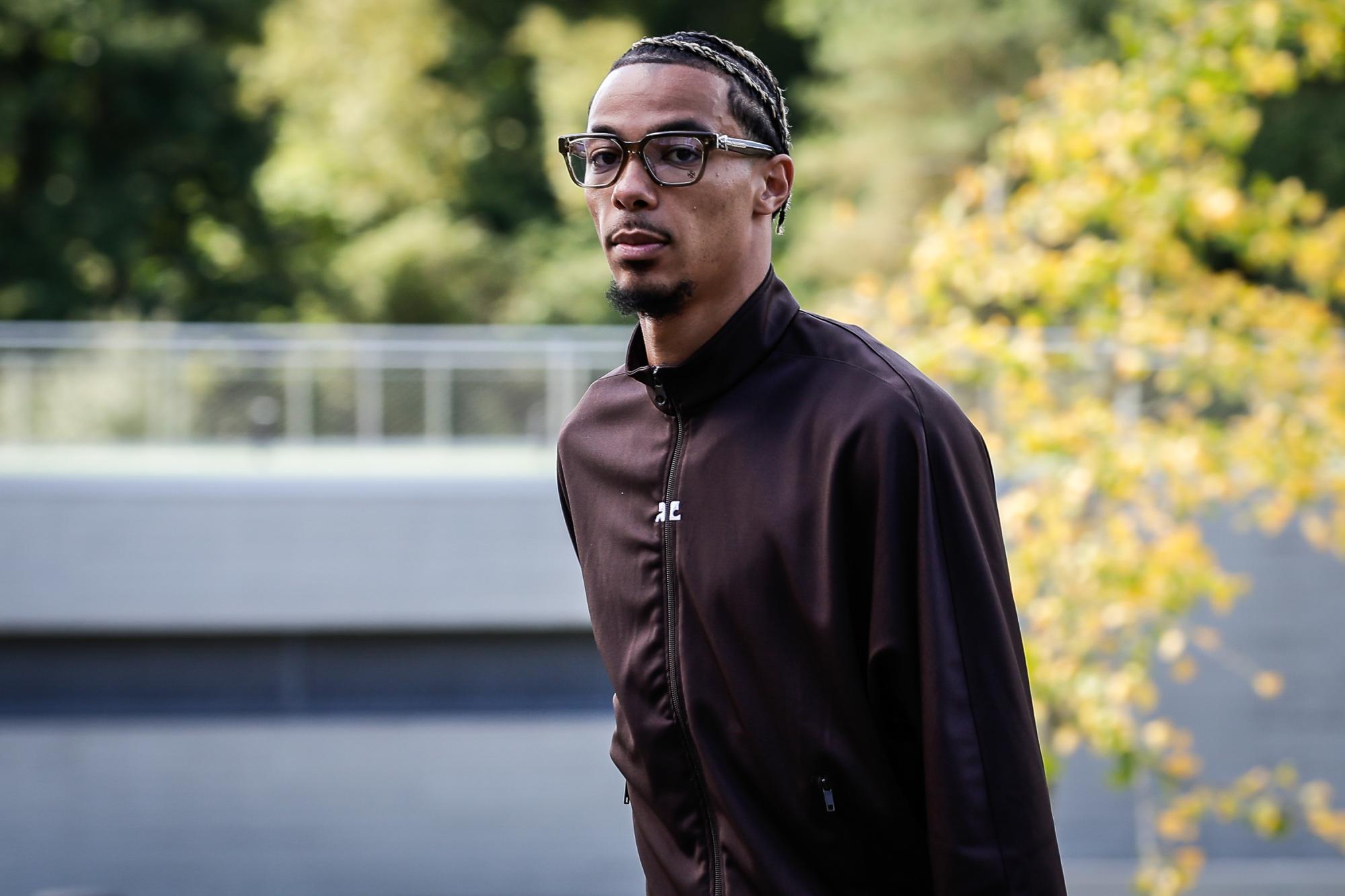 Le bizutage de Hugo Ekitike et Maghnès Akliouche