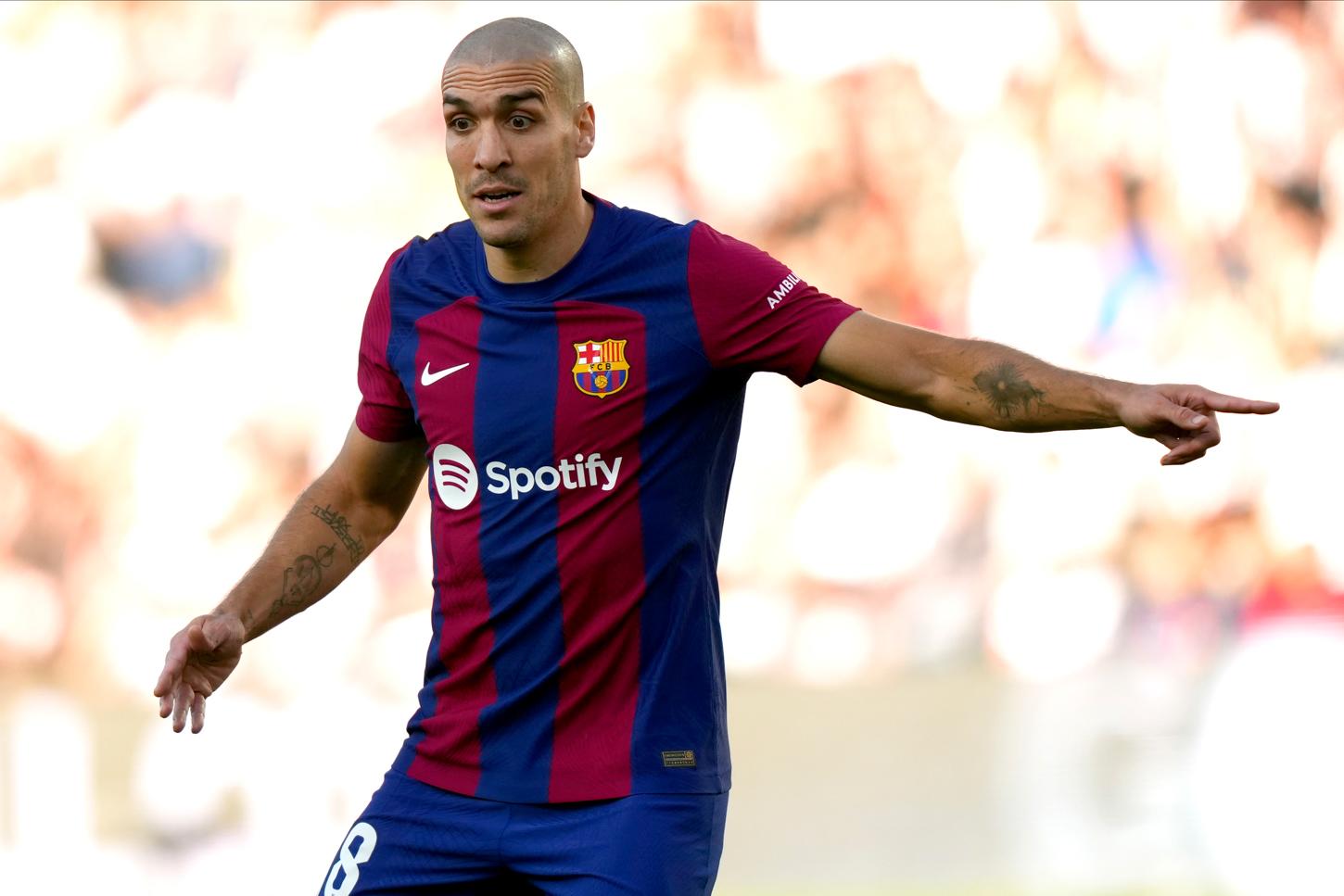 Barcelone : Oriol Romeu, ancien milieu de terrain de Chelsea, rompt son contrat avec les Catalans