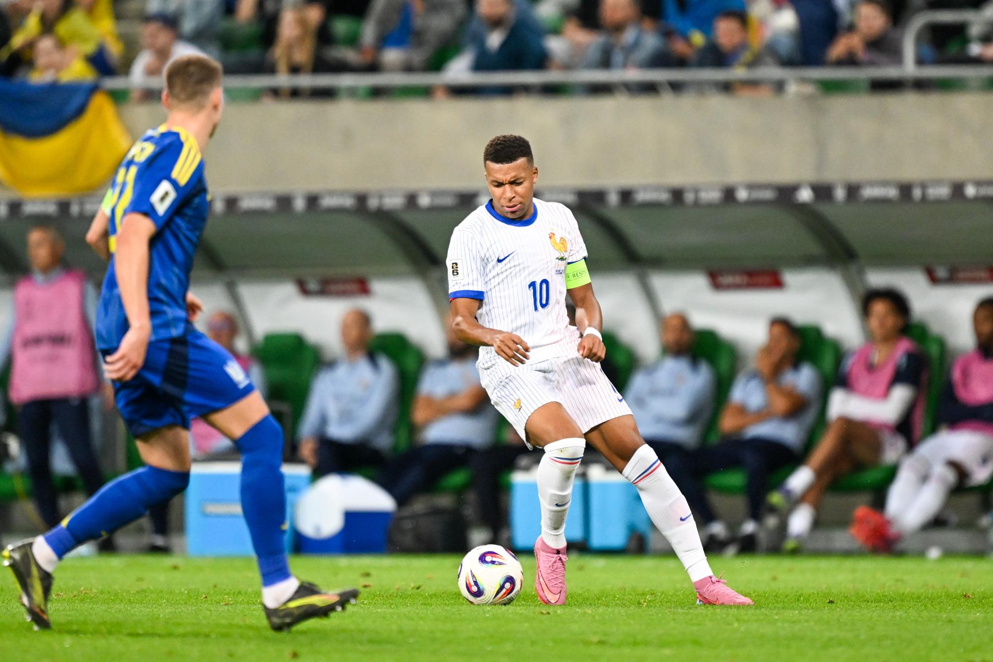 France-Ukraine : Kylian Mbappé fait le break et rejoint Thierry Henry dans l'histoire des buteurs