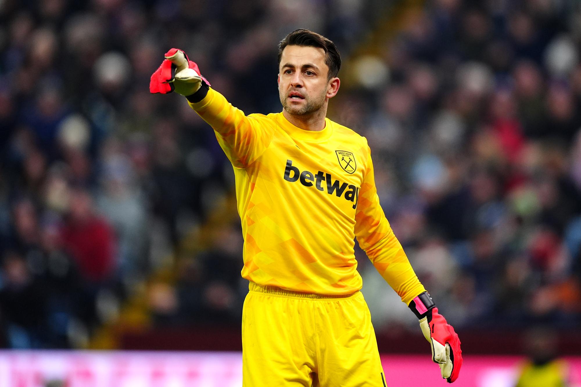 Aukasz FabiaDski revient à West Ham après son départ cet été