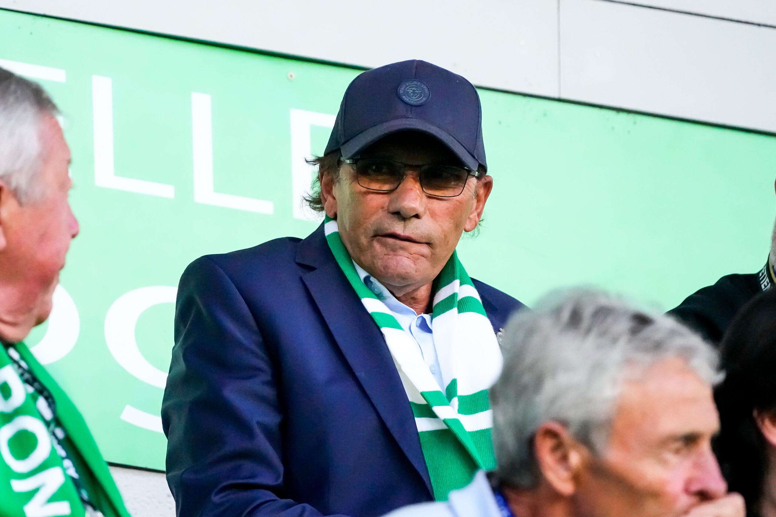 Plaintes et enquête pour « harcèlement et outrages sexistes » : on en sait plus sur les propos et comportements déplacés de Roland Romeyer à l'AS Saint-Étienne