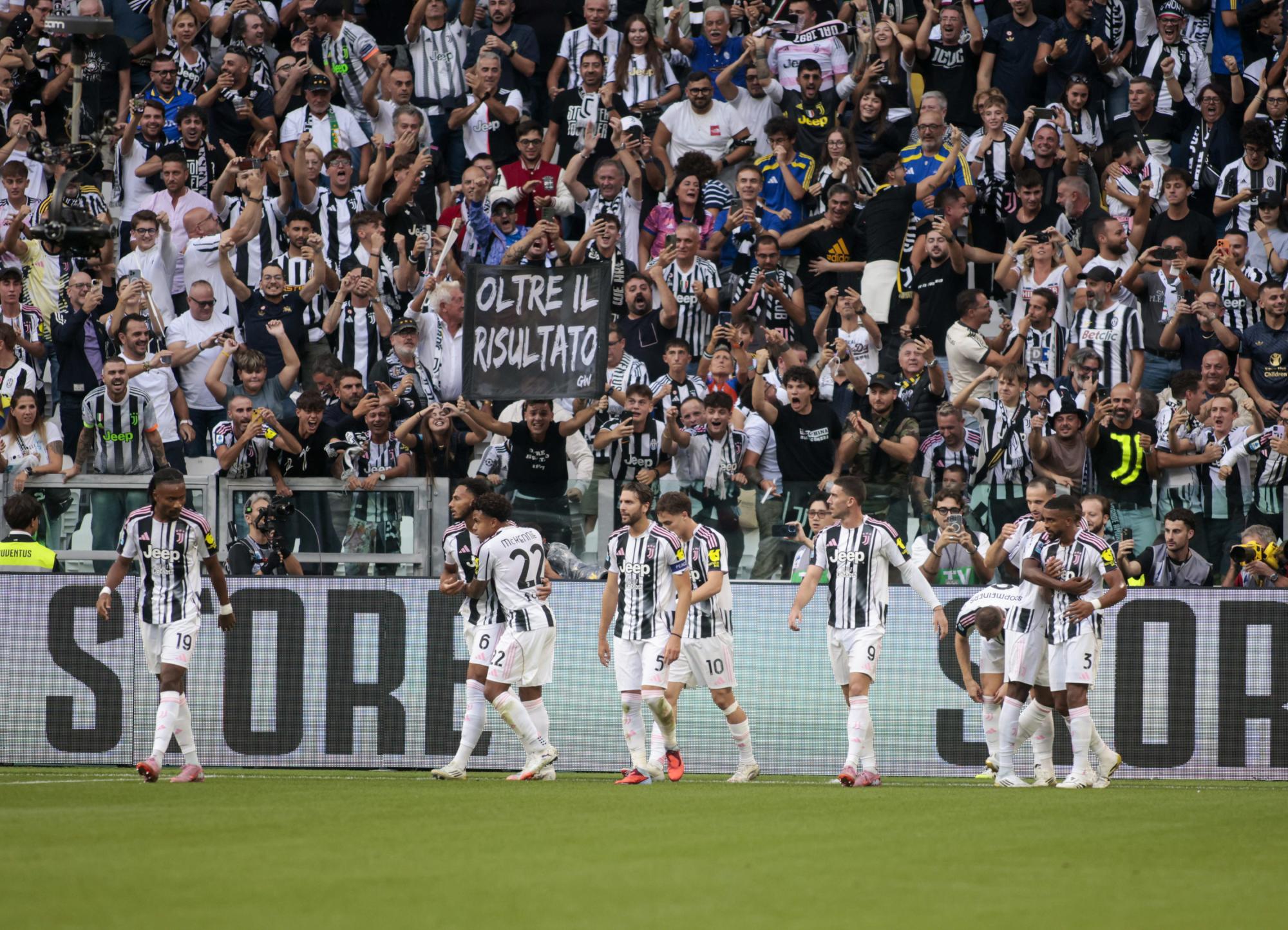 La Juventus bat l'Inter dans un derby d'Italie complètement fou !