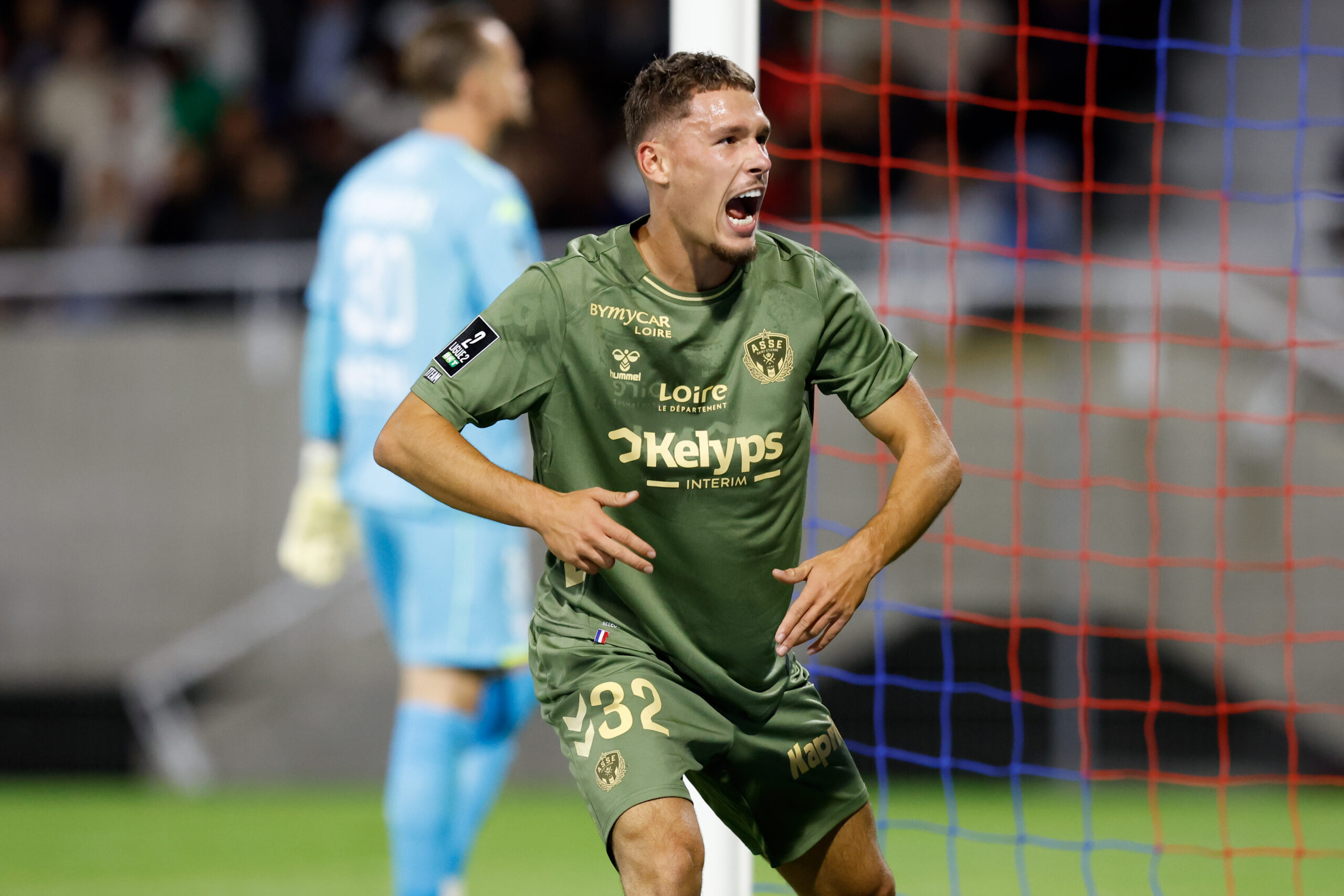 Ligue 2 : Saint-Étienne s'impose à Clermont grâce à Lucas Stassin, buteur et passeur