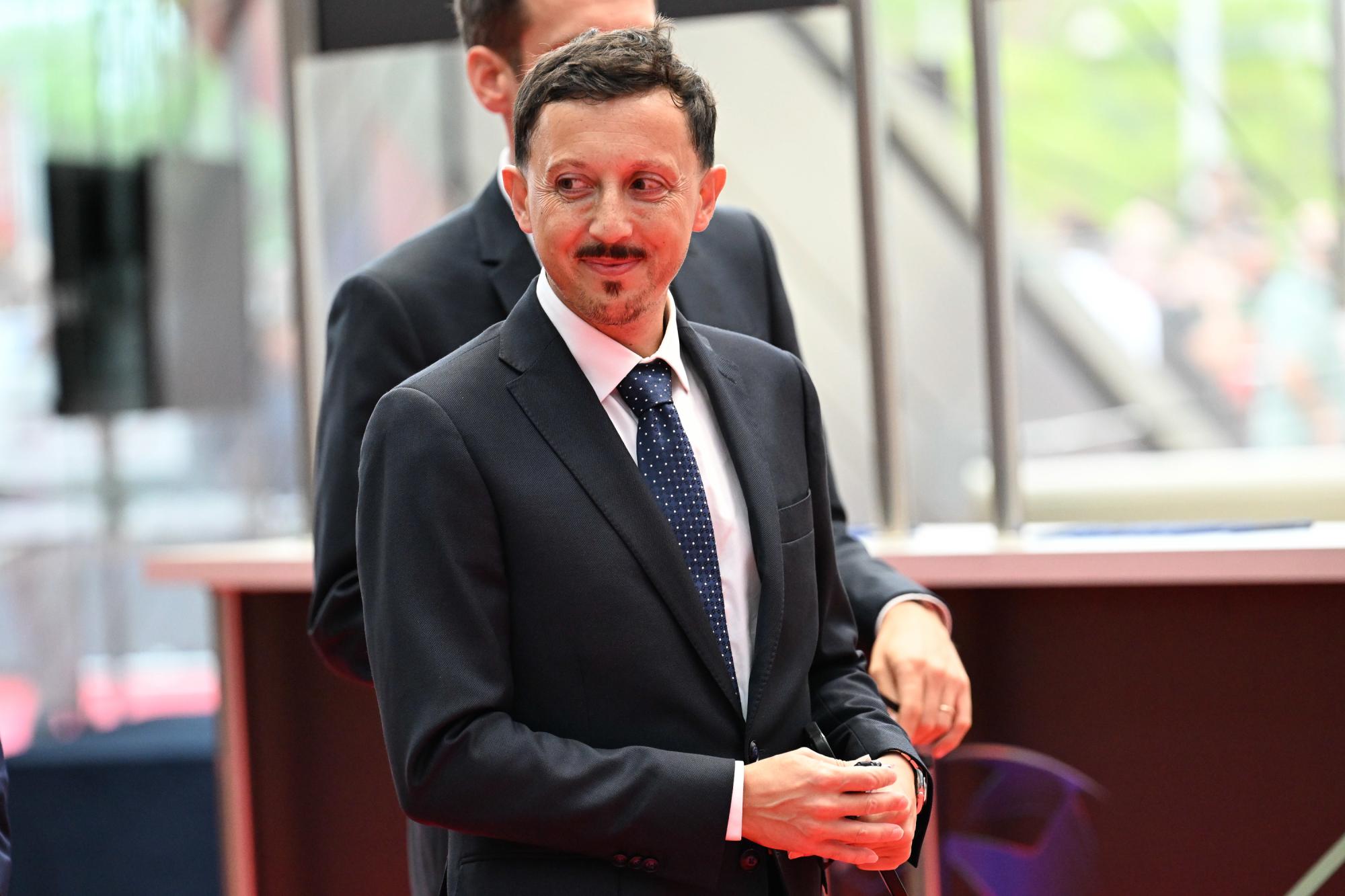 Le président de l'OM Pablo Longoria critique l'individualisme du PSG et la stratégie de la LFP