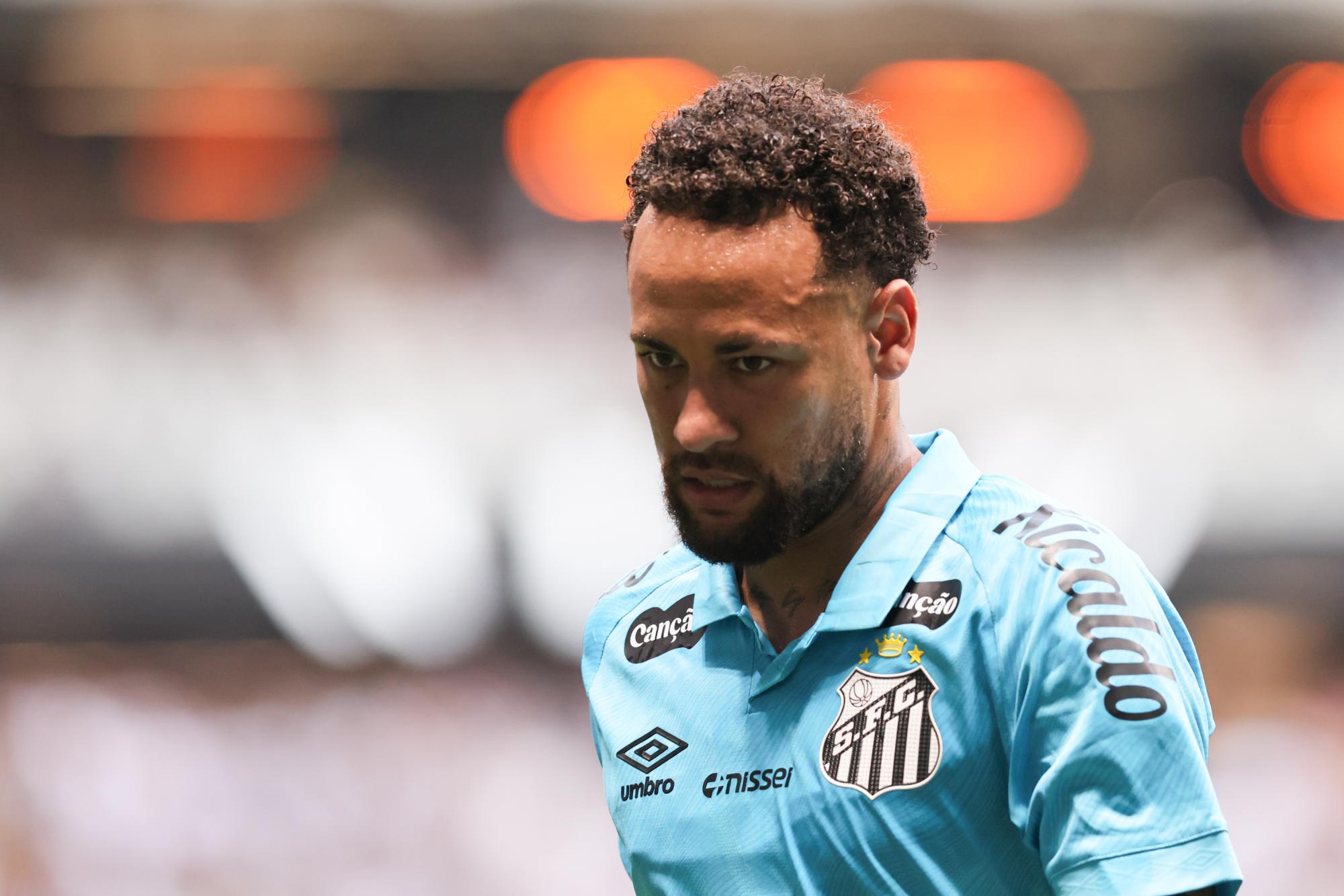 Neymar : « Le synthétique, c'est de la merde ! »