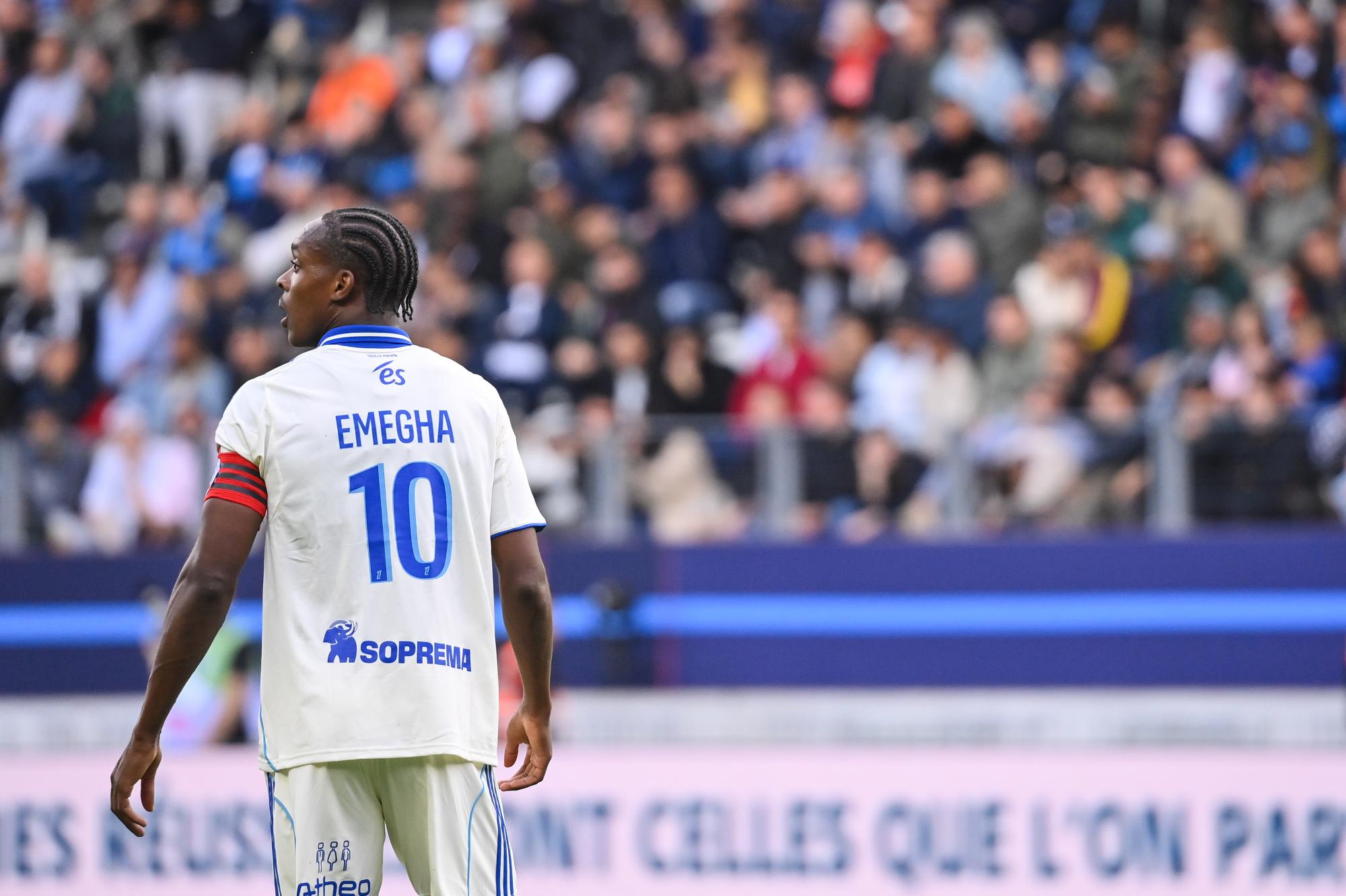 Emmanuel Emegha déclare sa flamme à Ilan Kebbal, joueur du mois d'août
