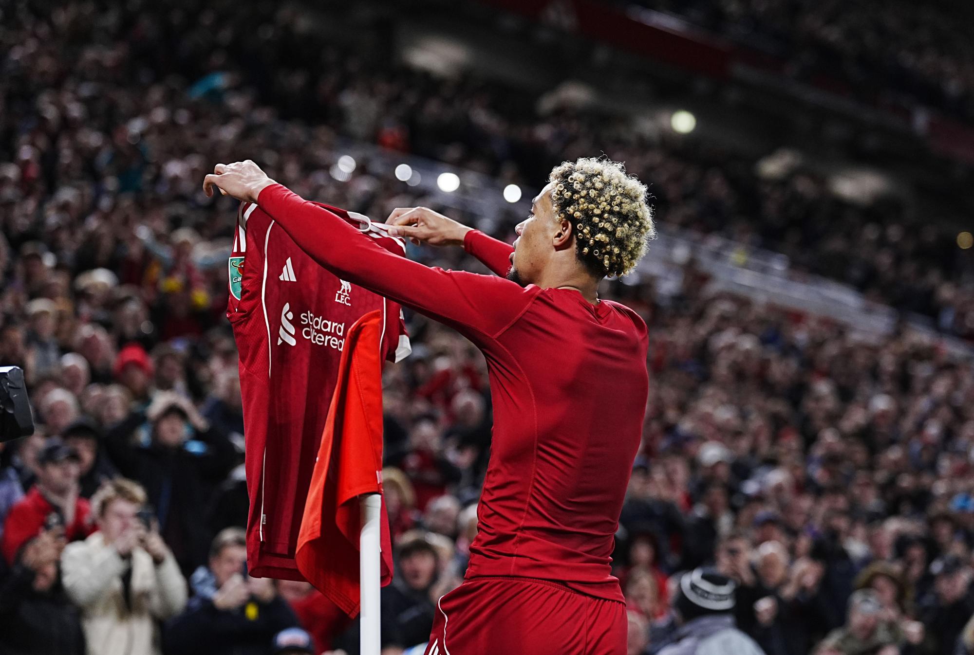 Pourquoi la célébration d'Hugo Ekitike avec Liverpool est-elle très stupide ?