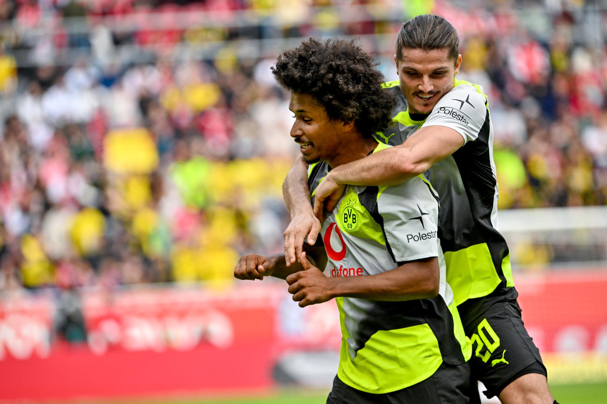 Bundesliga : Le Borussia Dortmund revient à deux points du Bayern, le Bayer Leverkusen retrouve le succès à St. Pauli