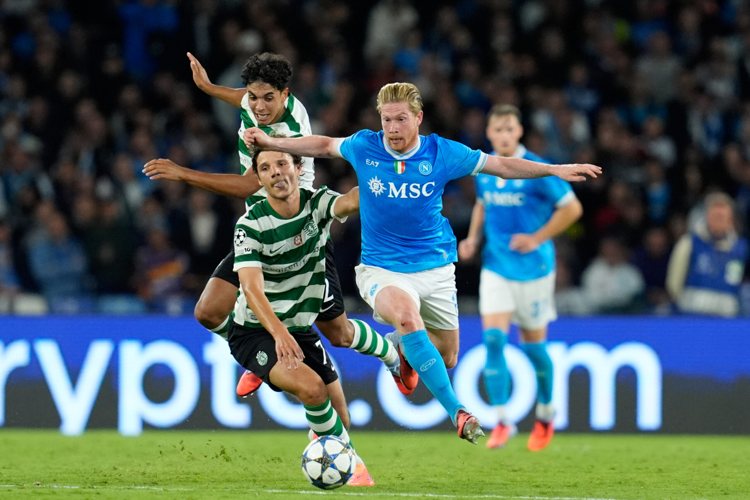 Ligue des champions : Villarreal accroche la Juventus, Arsenal l'emporte contre l'Olympiakos, Dortmund bat l'Athletic Club Bilbao, Kevin De Bruyne et Rasmus Højlund font gagner Naples contre le Sporting CP