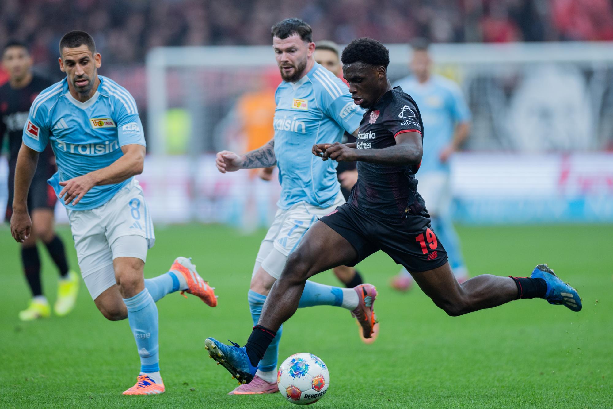 Bundesliga : Dortmund et Leipzig se neutralisent, Leverkusen se rapproche du podium