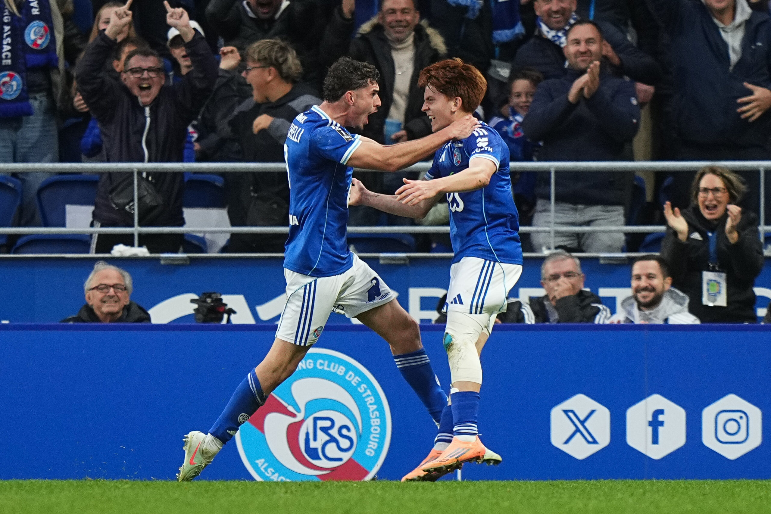 Ligue 1 : Strasbourg roule sur Angers, Rennes se fait rejoindre au Havre