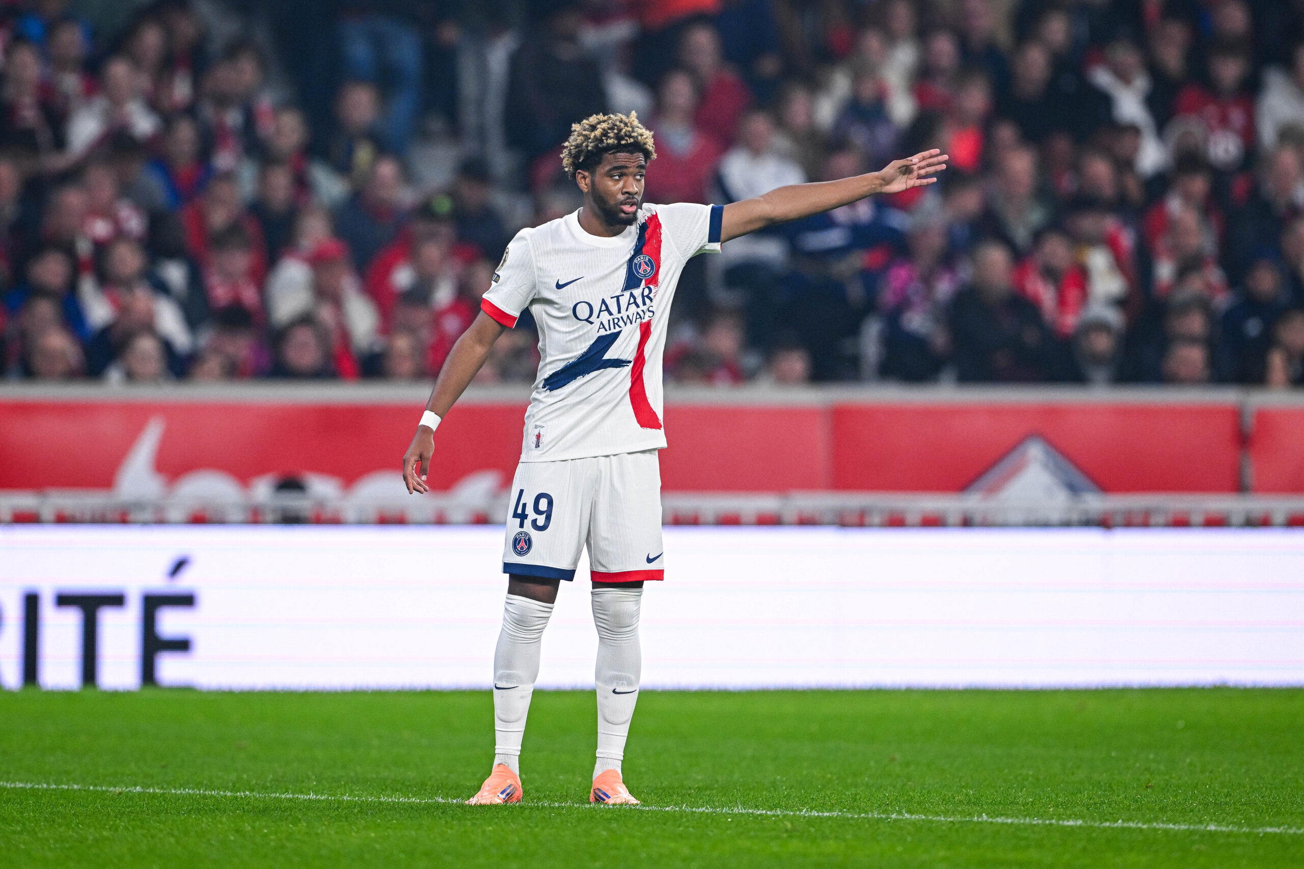 La séquence très mignonne entre Ibrahim Mbaye et un enfant après Metz-PSG