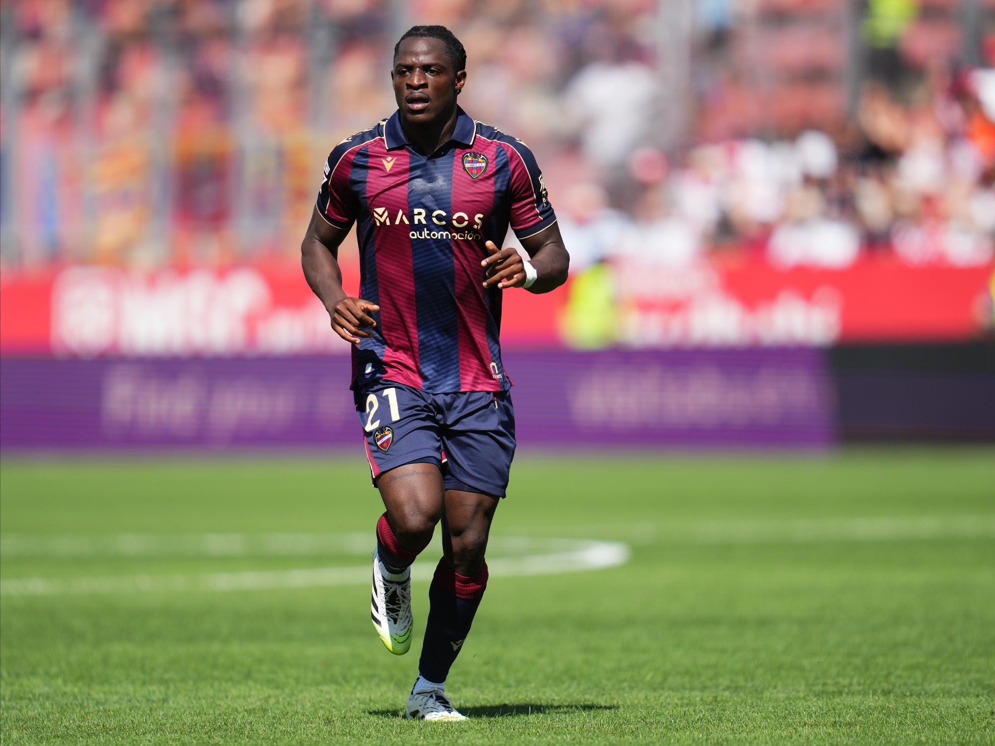 Karl Etta Eyong est dans le viseur du FC Barcelone