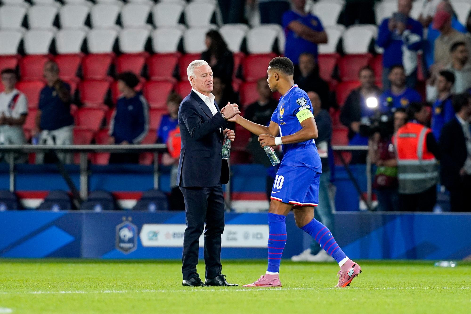 Equipe de France : Didier Deschamps reste flou sur l'état physique de Kylian Mbappé