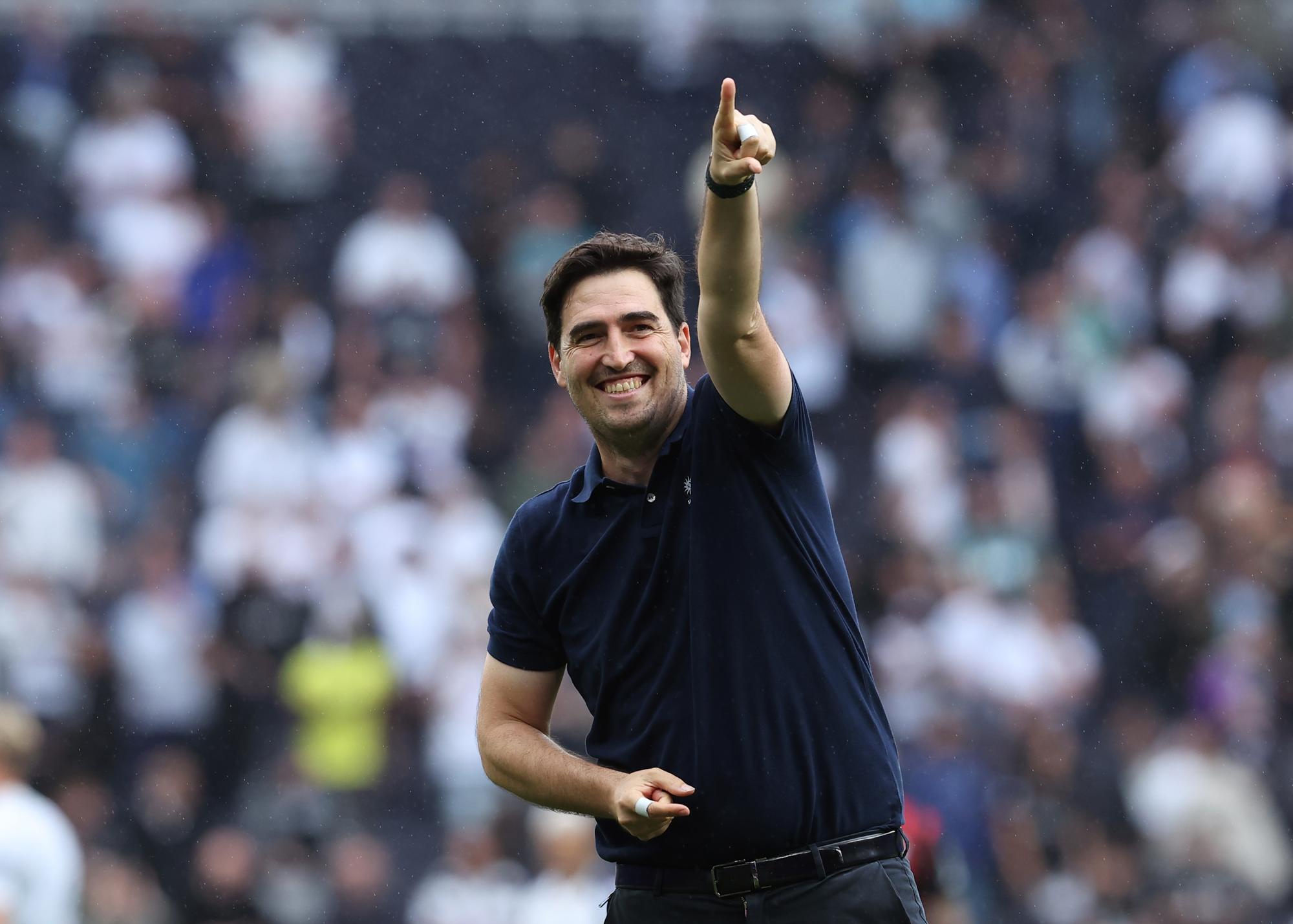 Bournemouth : Andoni Iraola s'improvise arbitre bénévole pour des U11