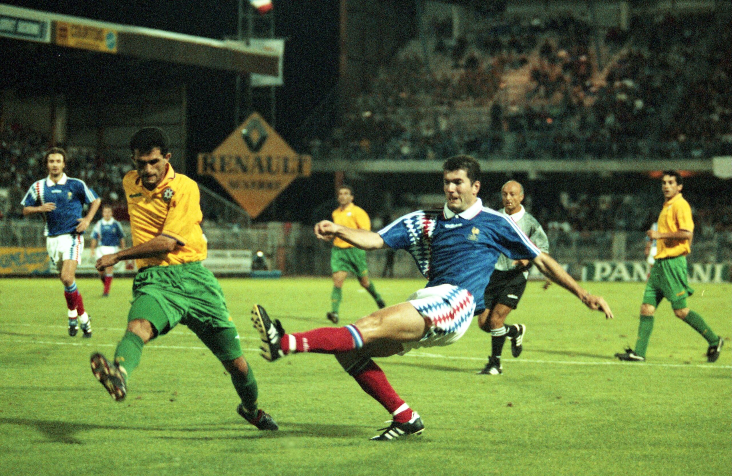 Gardien pas clair, gueulante de Jacquet et doublé de Leboeuf : quand la France en mettait dix à l'Azerbaïdjan en 1995