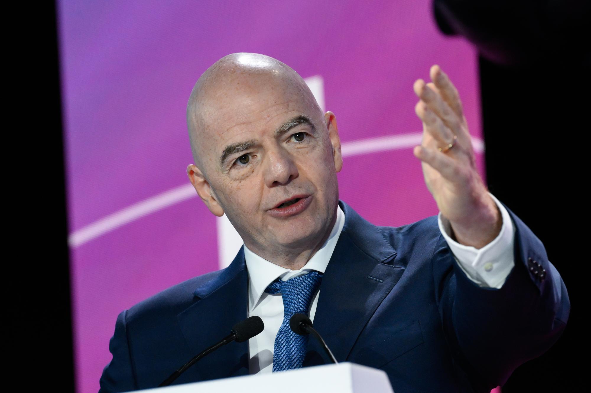 La FIFA songe à organiser des Coupes du monde en hiver