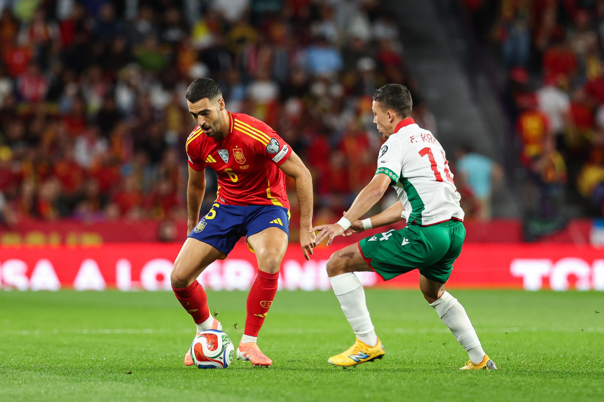 L'Espagne et la Turquie se tirent la bourre dans le groupe F, la Géorgie de Kvaratskhelia n'ira pas au Mondial