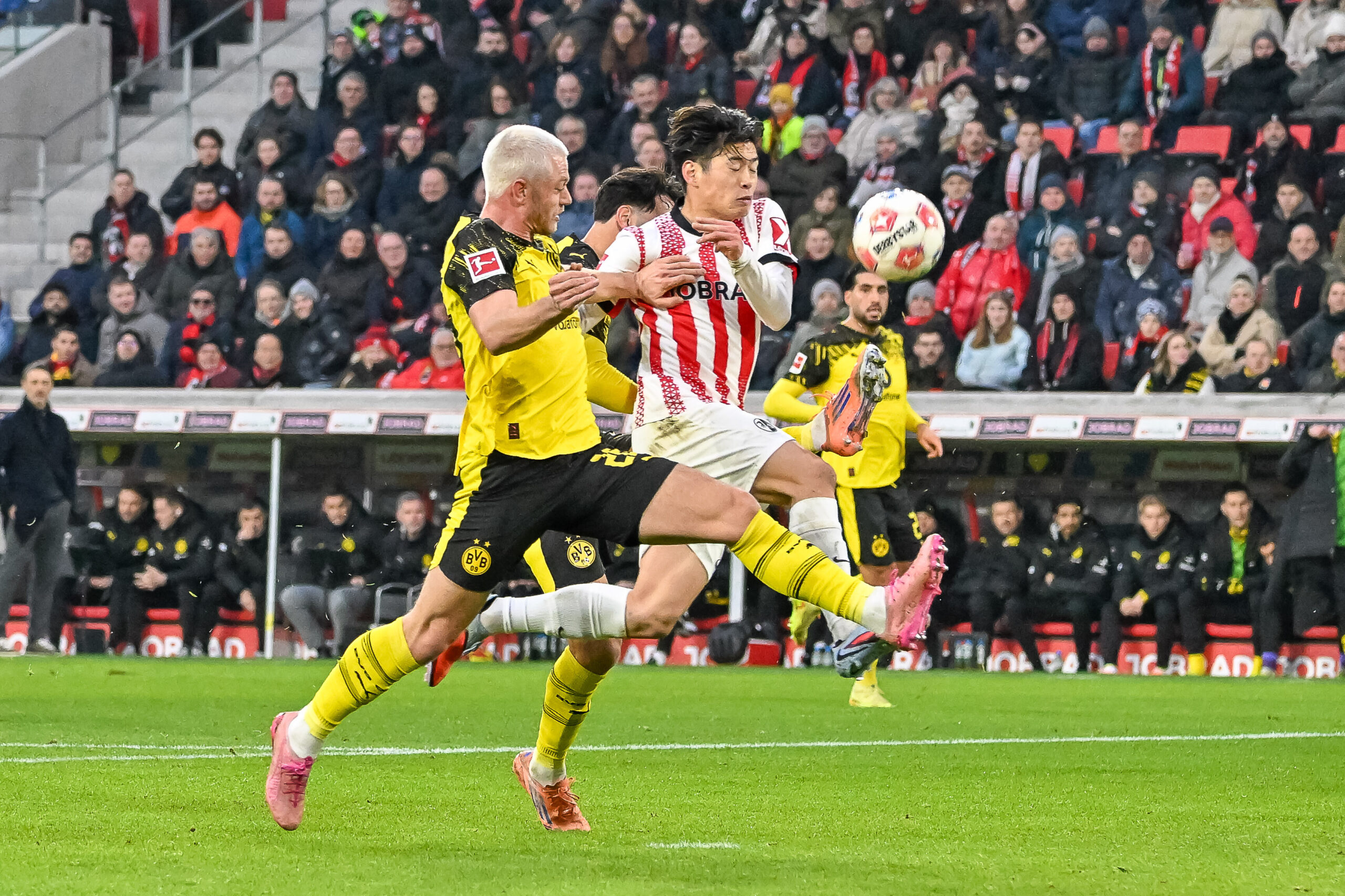 Bundesliga : Dortmund se cogne sur Fribourg, revenu grâce à un bijou