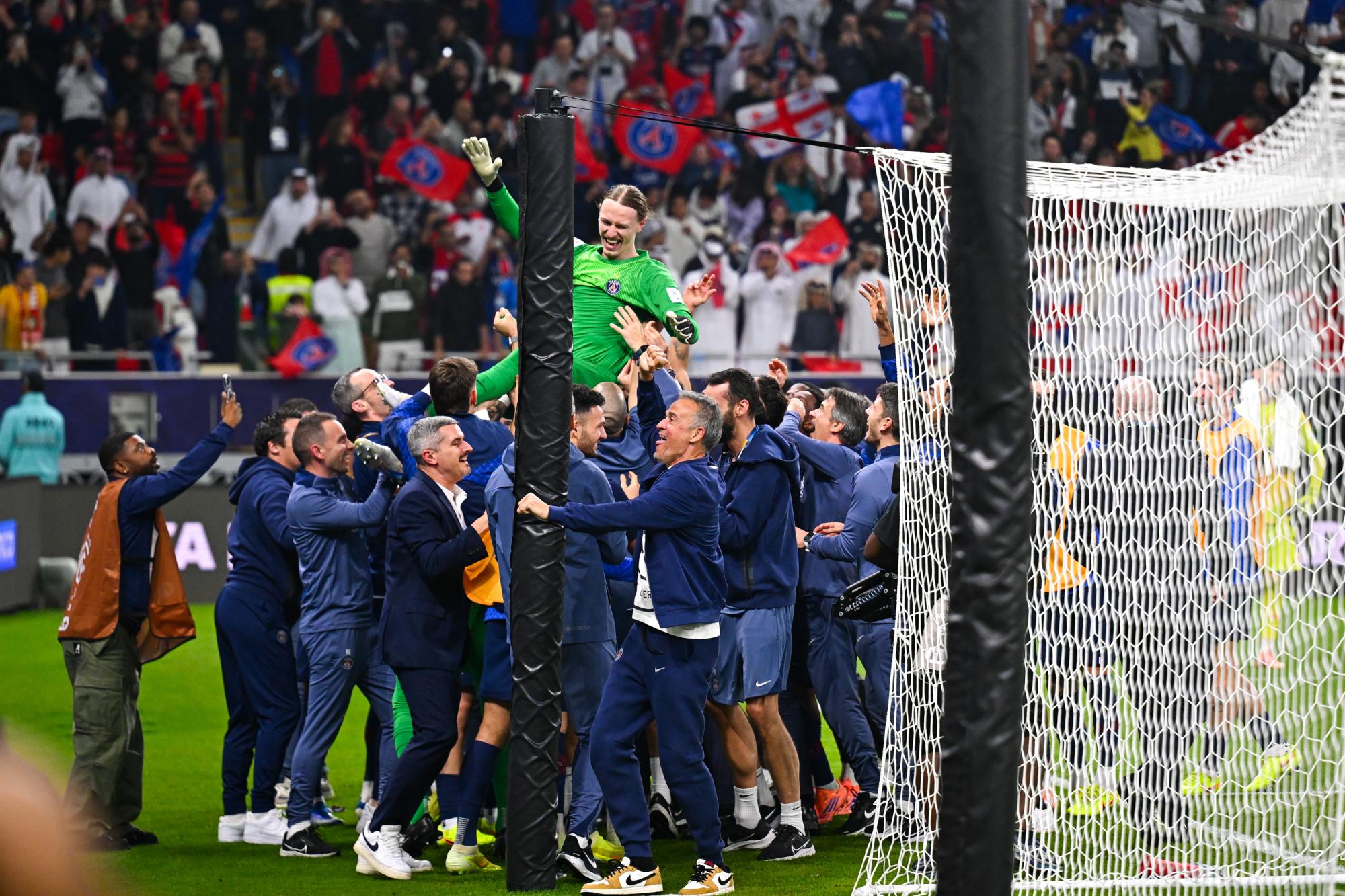 PSG : Luis Enrique réagit à la blessure de Safonov et invoque «/le karma/»